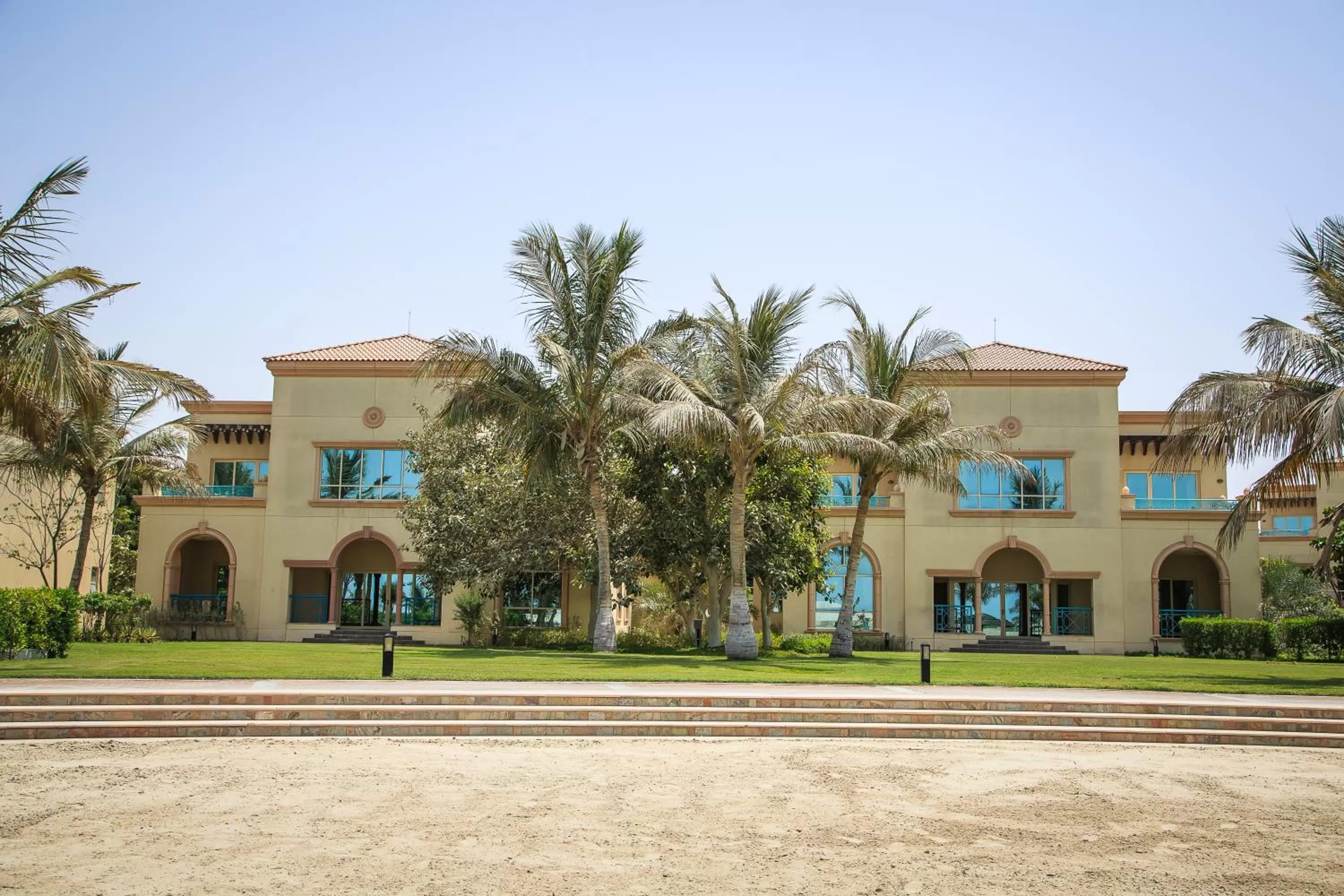 Four Bedroom VillaFree daily shuttle bus to Yas attractions, Yas Mall and Grand Mosque in Al Raha Beach Resort & Spa