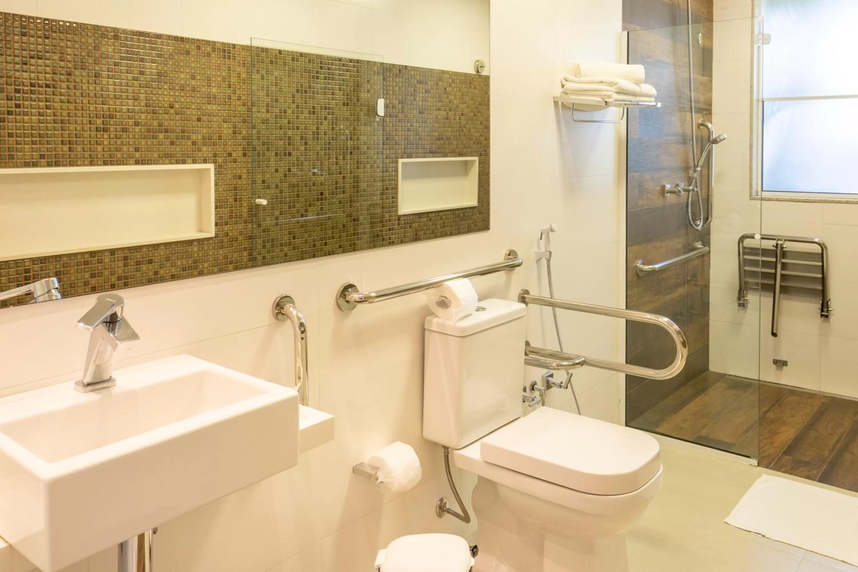 Superior Suite - single occupancy in Bahiamarela Boutique Hotel & SPA