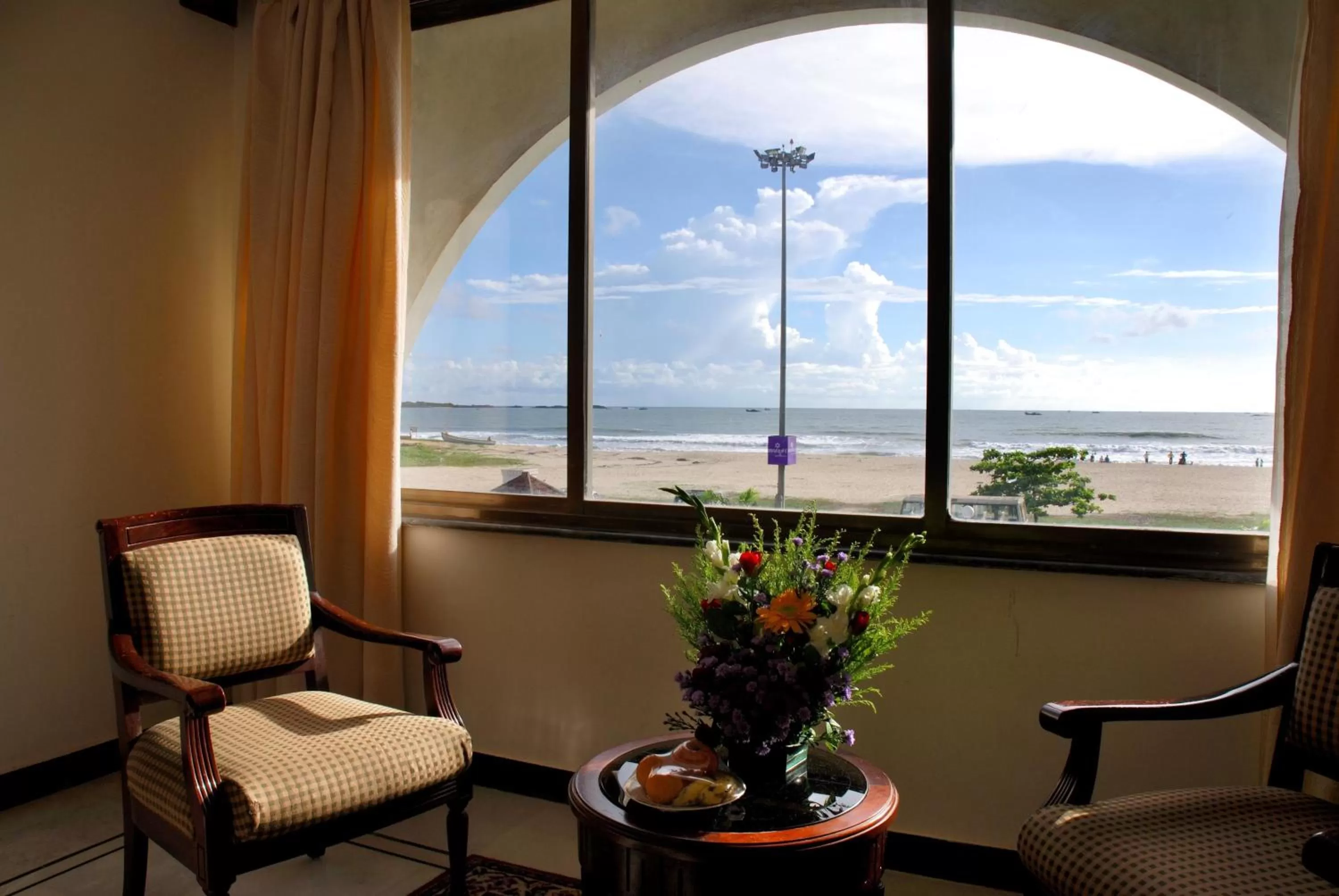 Deluxe Double Room with Sea View in Paradise Isle Beach Resort