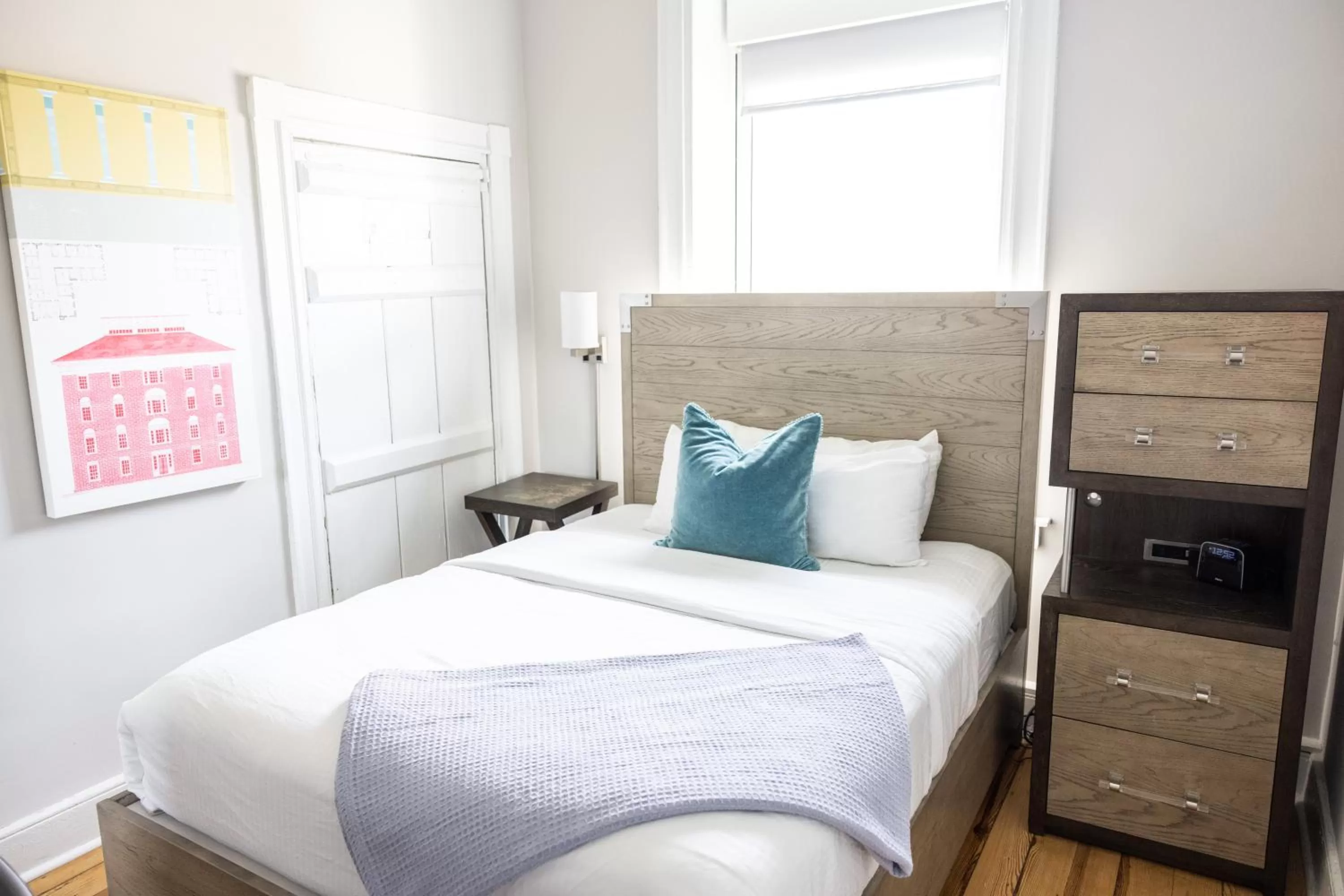 Queen Room in The Blackburn Inn and Conference Center