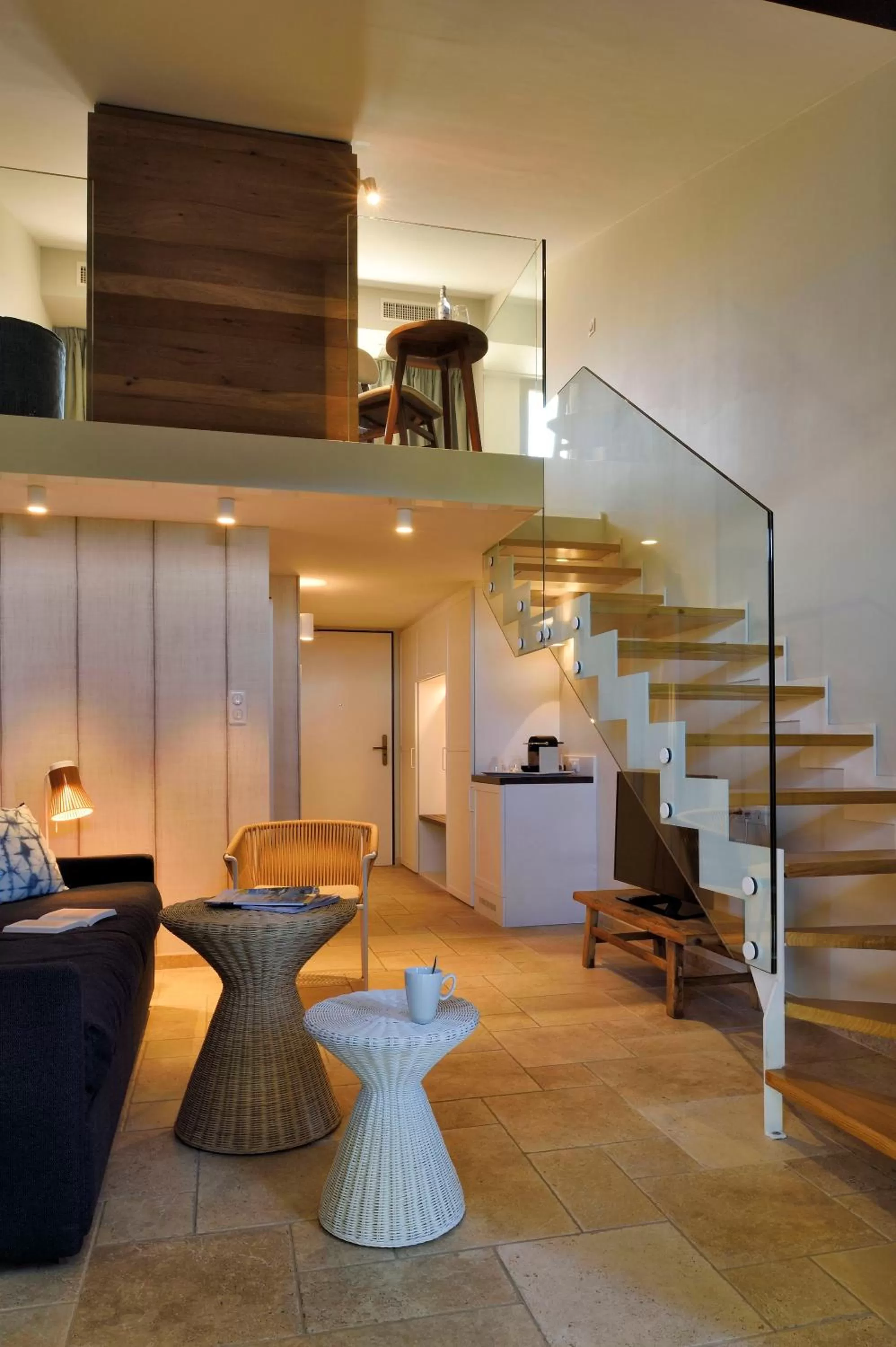 Mezzanine Suite with Sea View in Hotel Bartaccia