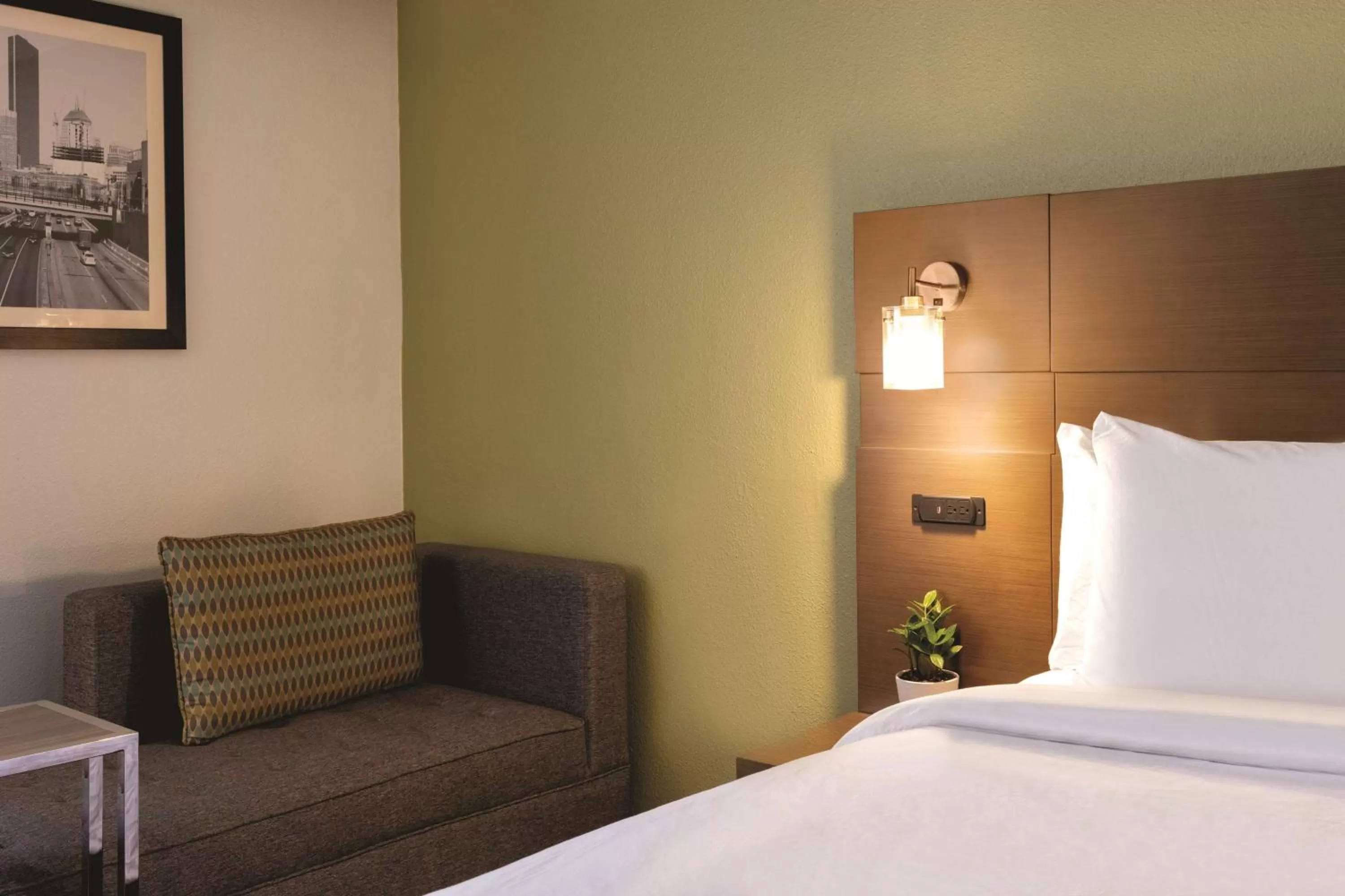 King Studio Suite with Sofa-Bed - Non-Smoking in Radisson Hotel Grand Rapids Riverfront