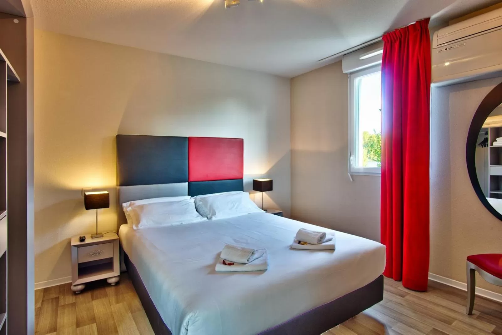 Superior Double Room in Adonis Hotel Bayonne