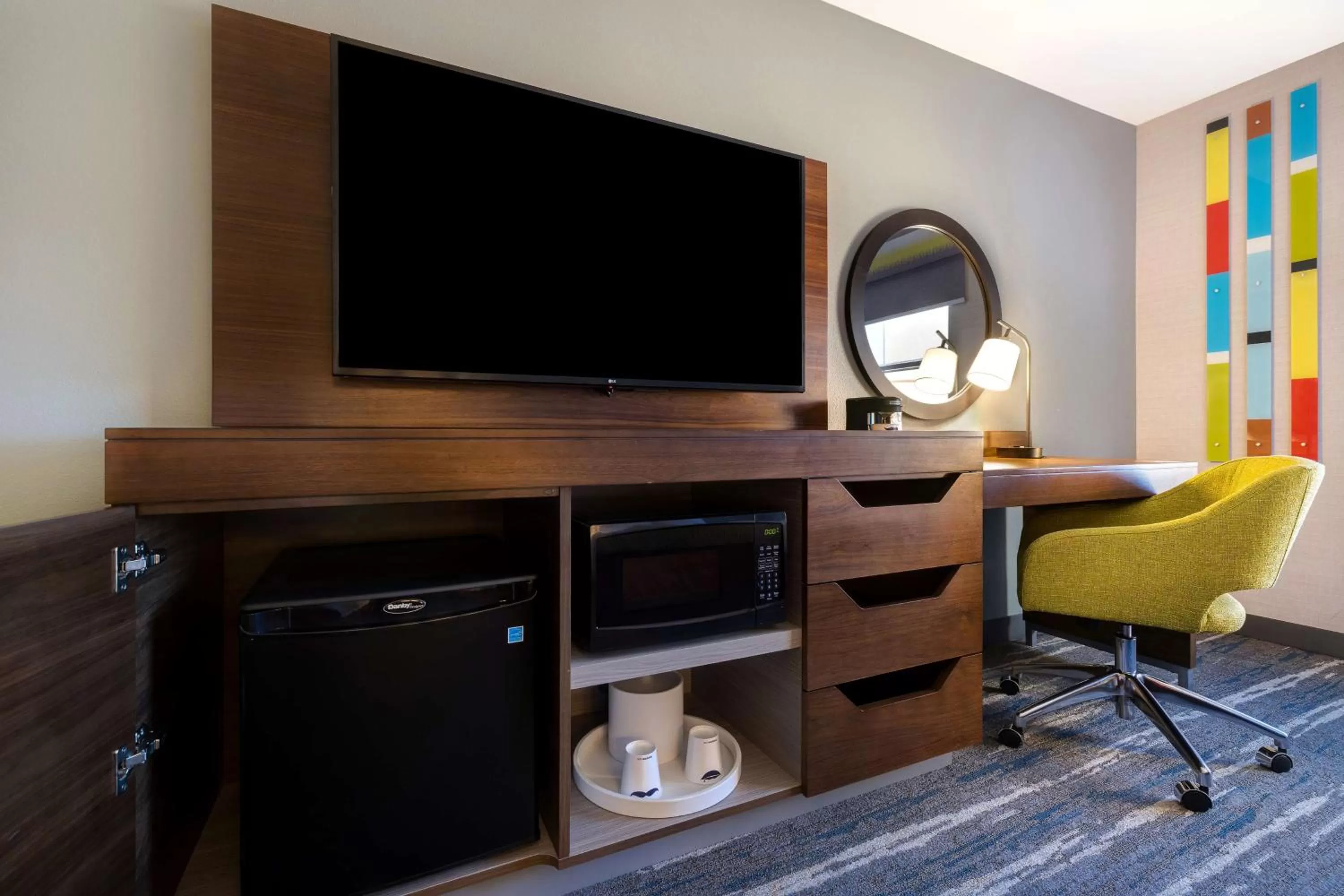 Bedroom in Hampton Inn & Suites Marina