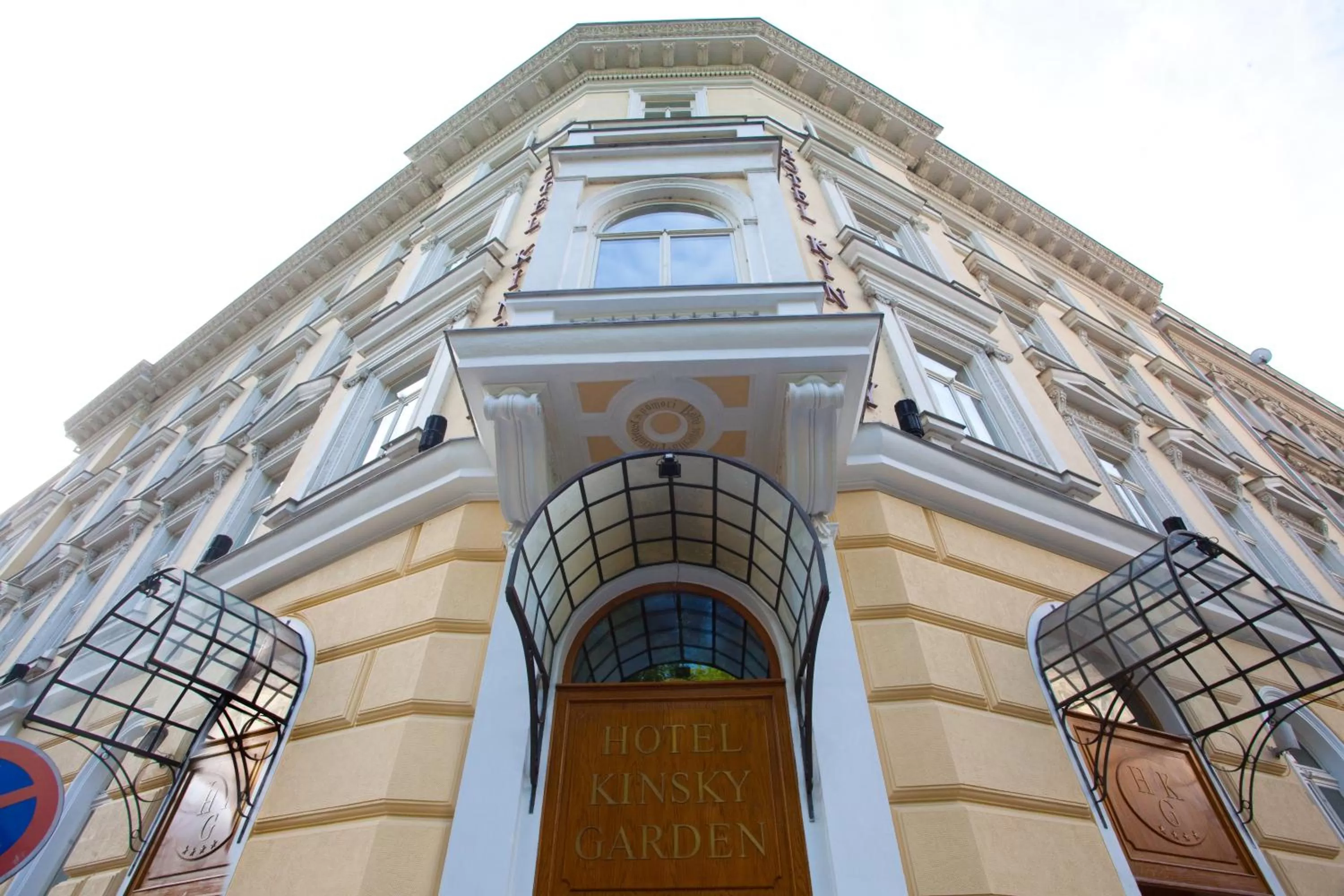 Hotel Kinsky Fountain