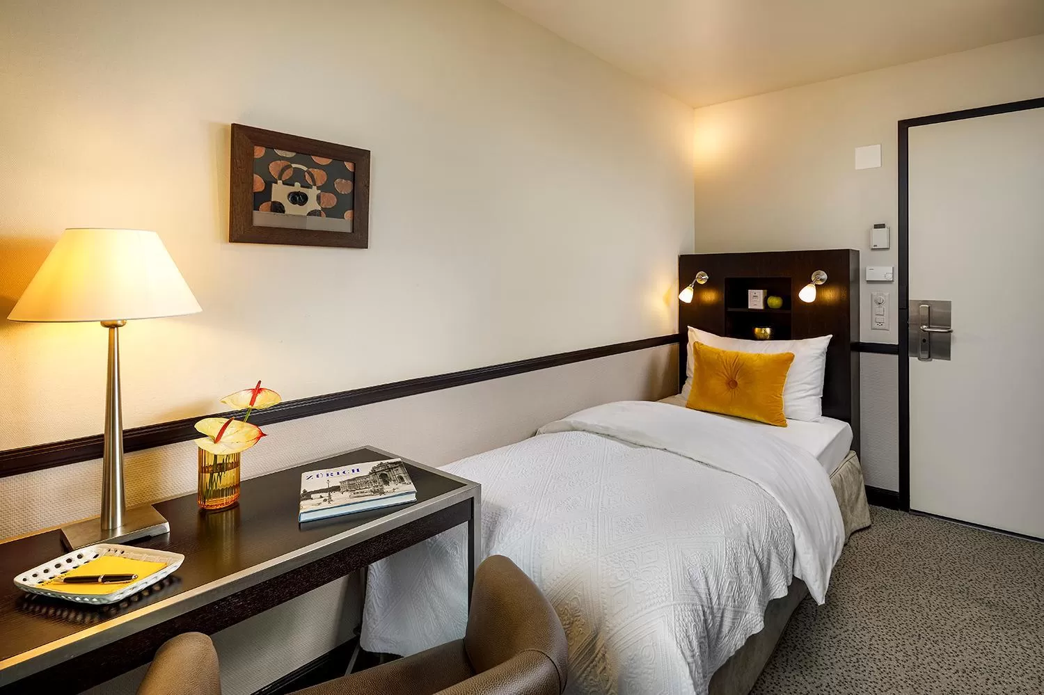 Small Single Room in Opera Hotel Zürich