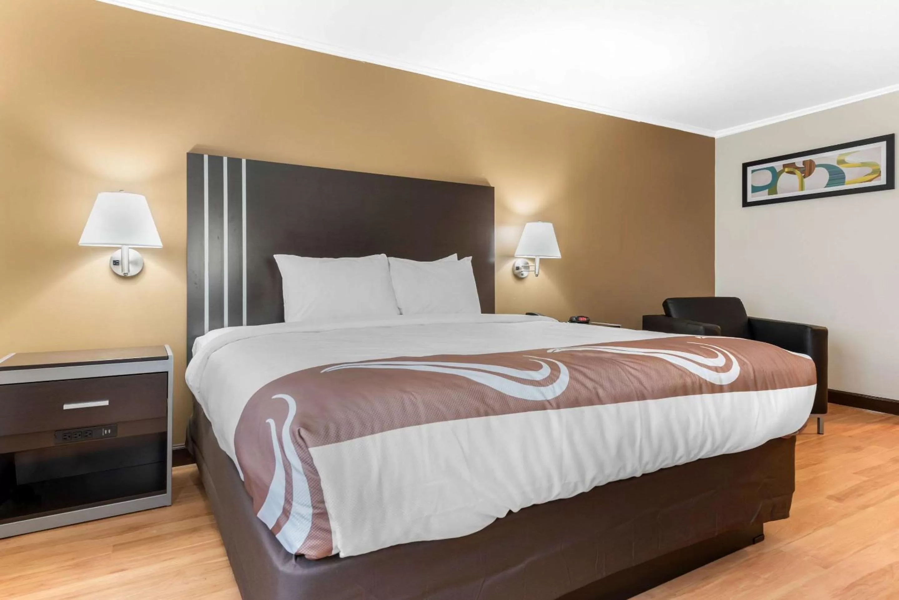 King Room - Non-Smoking in Quality Inn