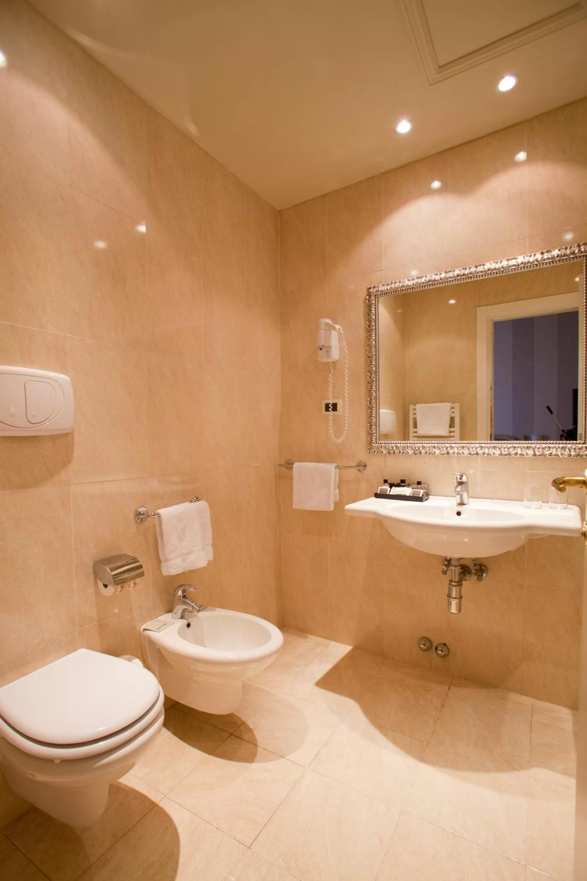 Comfy in c-hotels Diplomat