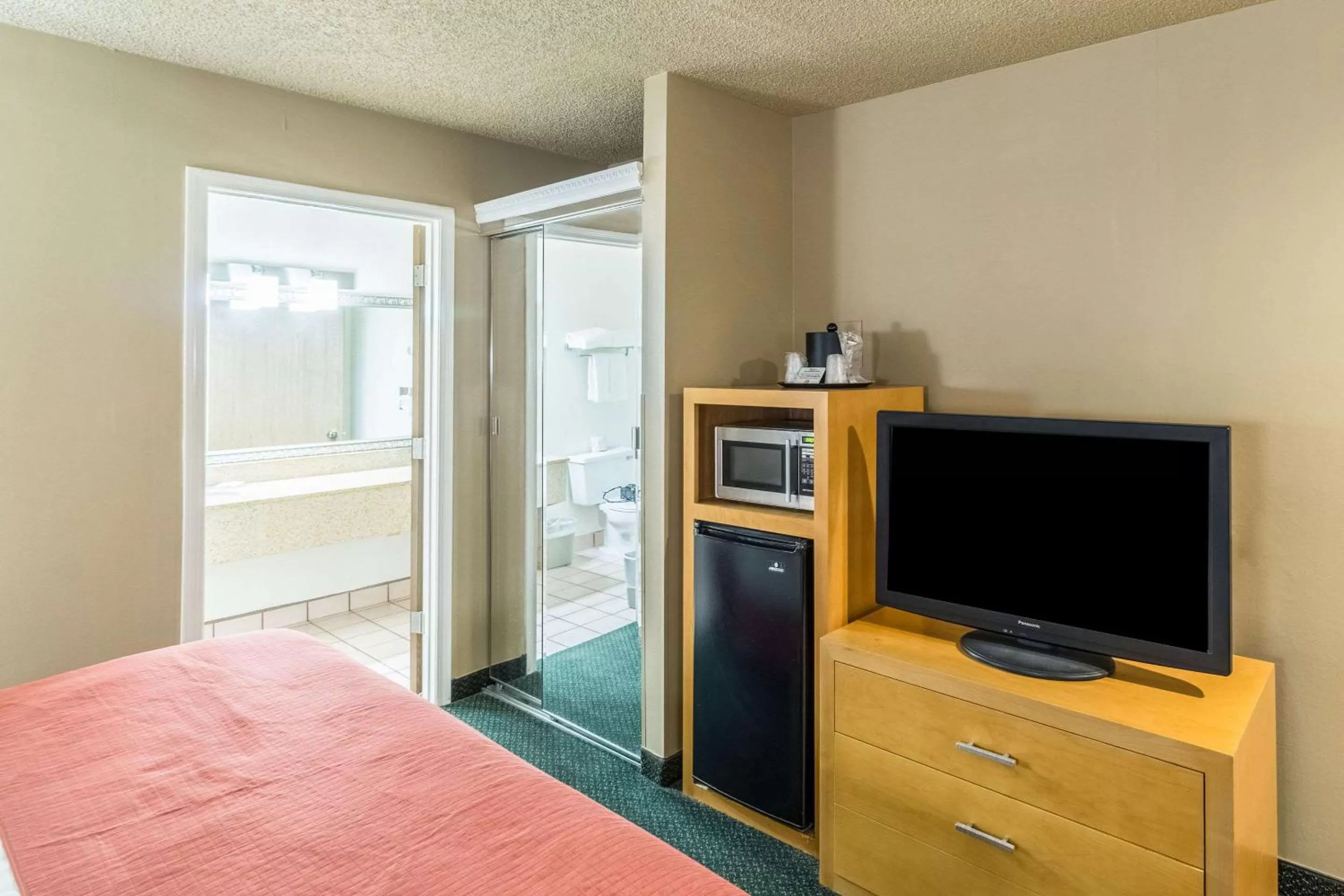 King Room with Sofa Bed - Non-Smoking in Quality Inn Casa Grande I-10