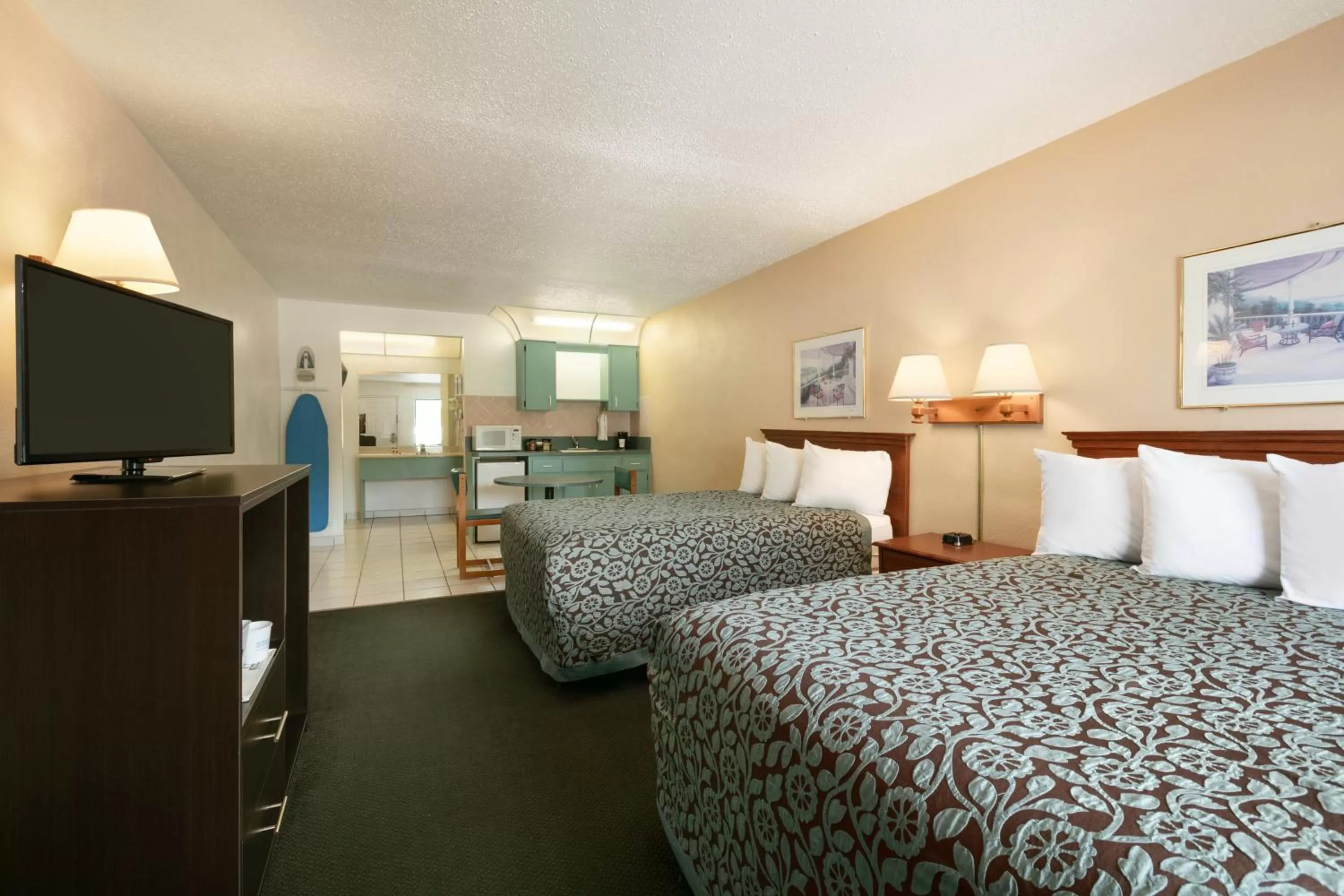 Deluxe Double Room - Mobility Access/Non-Smoking in Days Inn by Wyndham Clearwater/Central