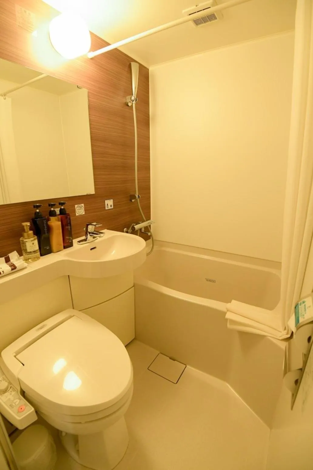 Single Deluxe Room - Non-Smoking in Via Inn Shin Osaka West
