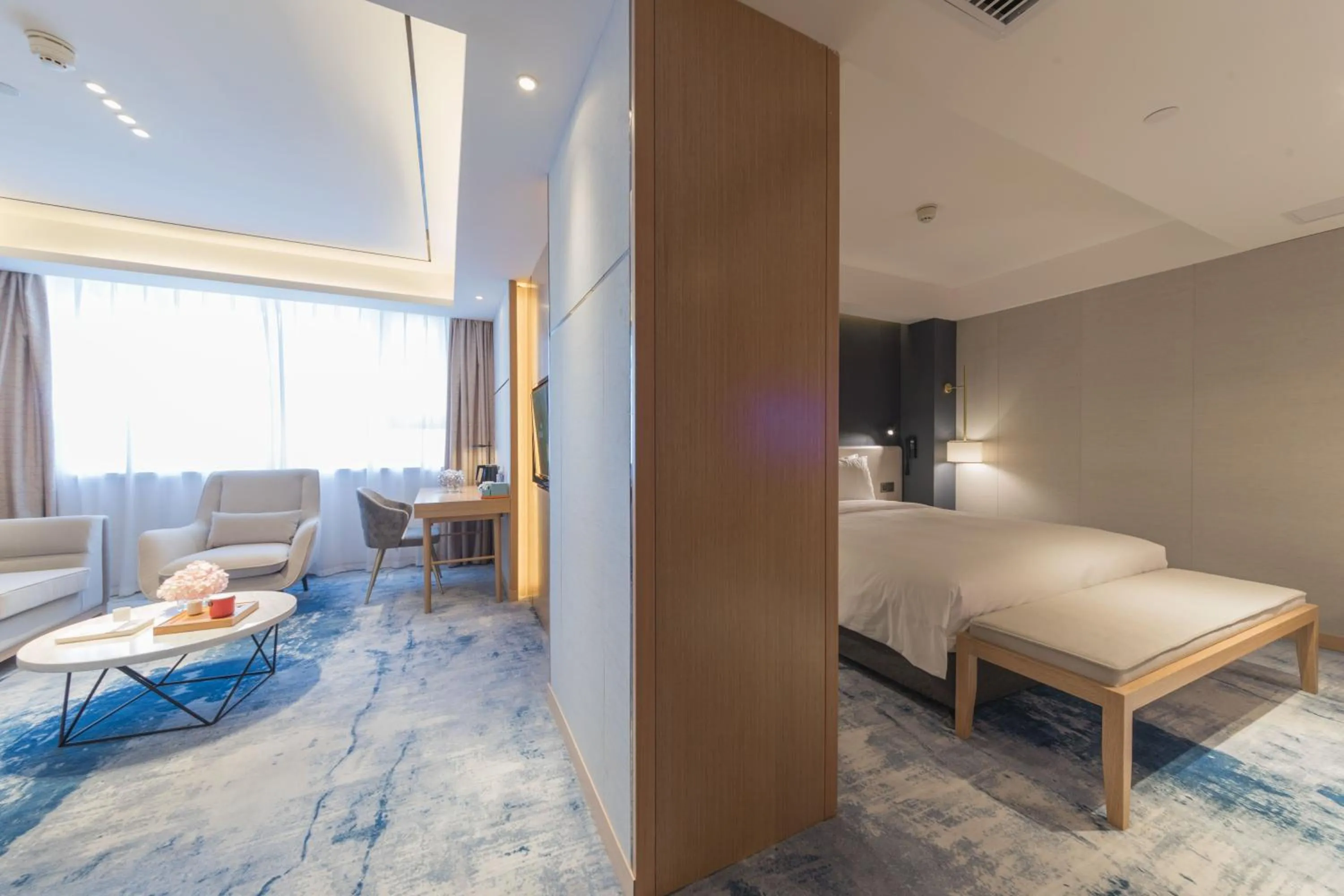 One-Bedroom Suite in Holiday Inn Express Shanghai Jiading Center, an IHG Hotel
