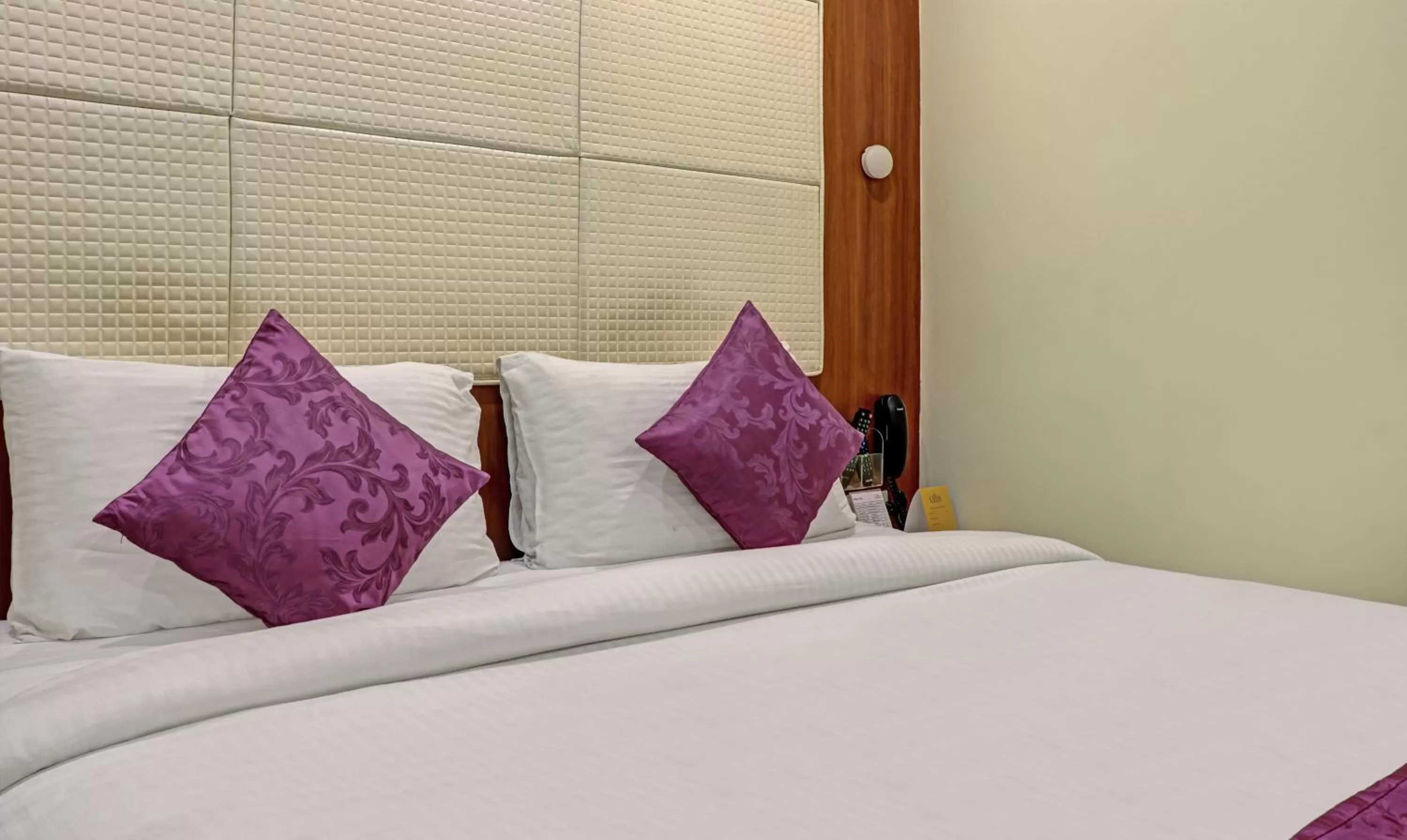 Deluxe Double Room - single occupancy in The Onyx Hotel