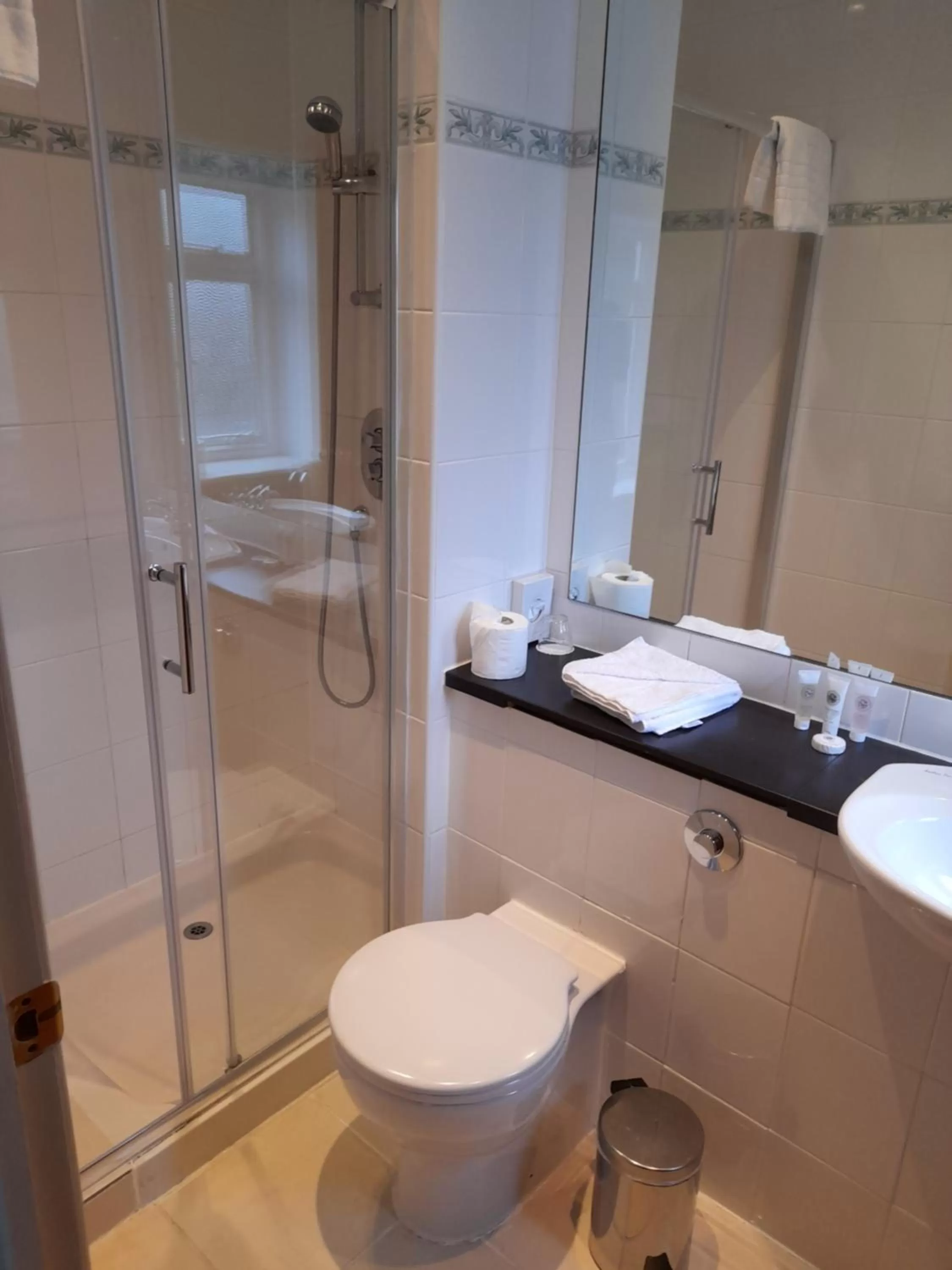 Superior Single Room in Lismoyne Hotel