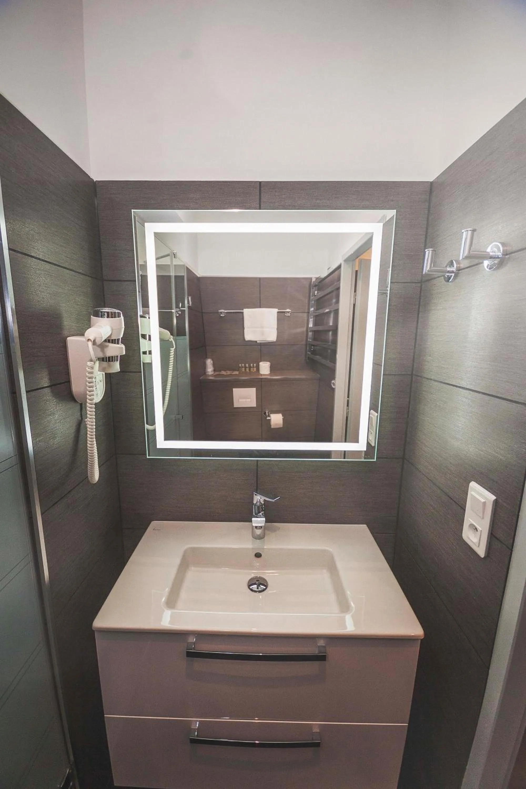 Quadruple Room in Kallisté