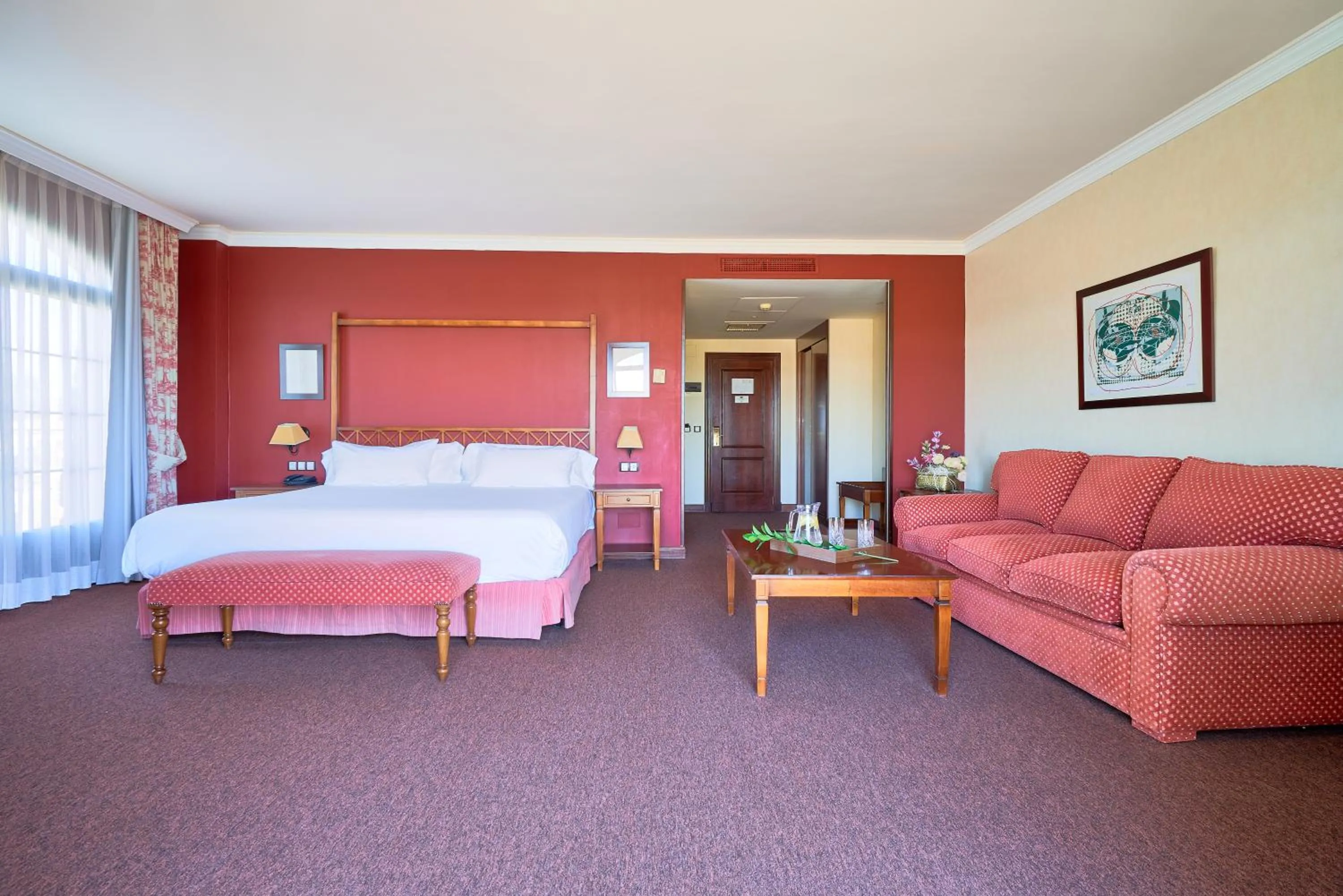 Deluxe Family Room in Hotel Fontecruz Ávila