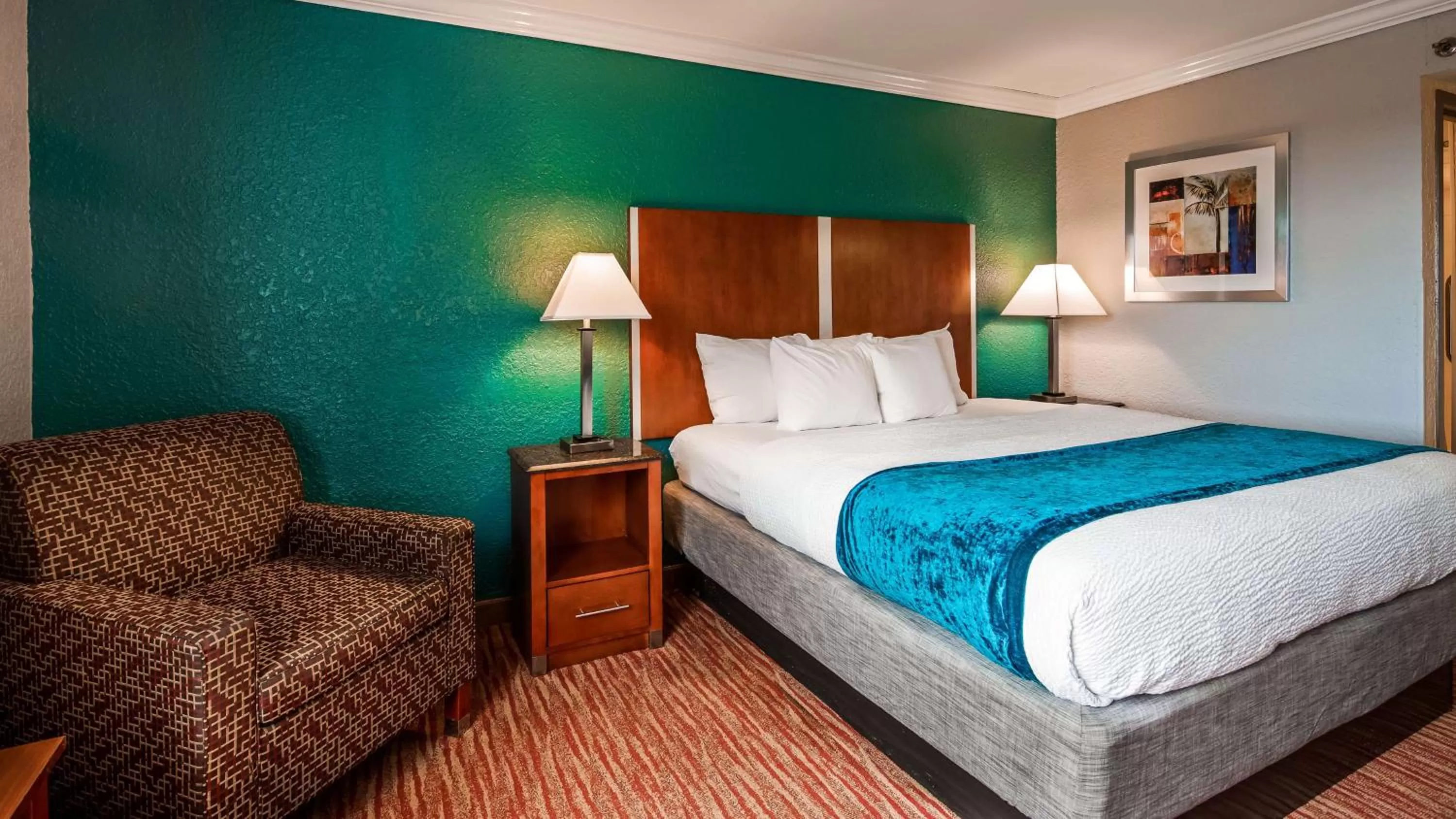 King Room with Walk-in Shower - Disability Access in Best Western Ft Lauderdale I-95 Inn