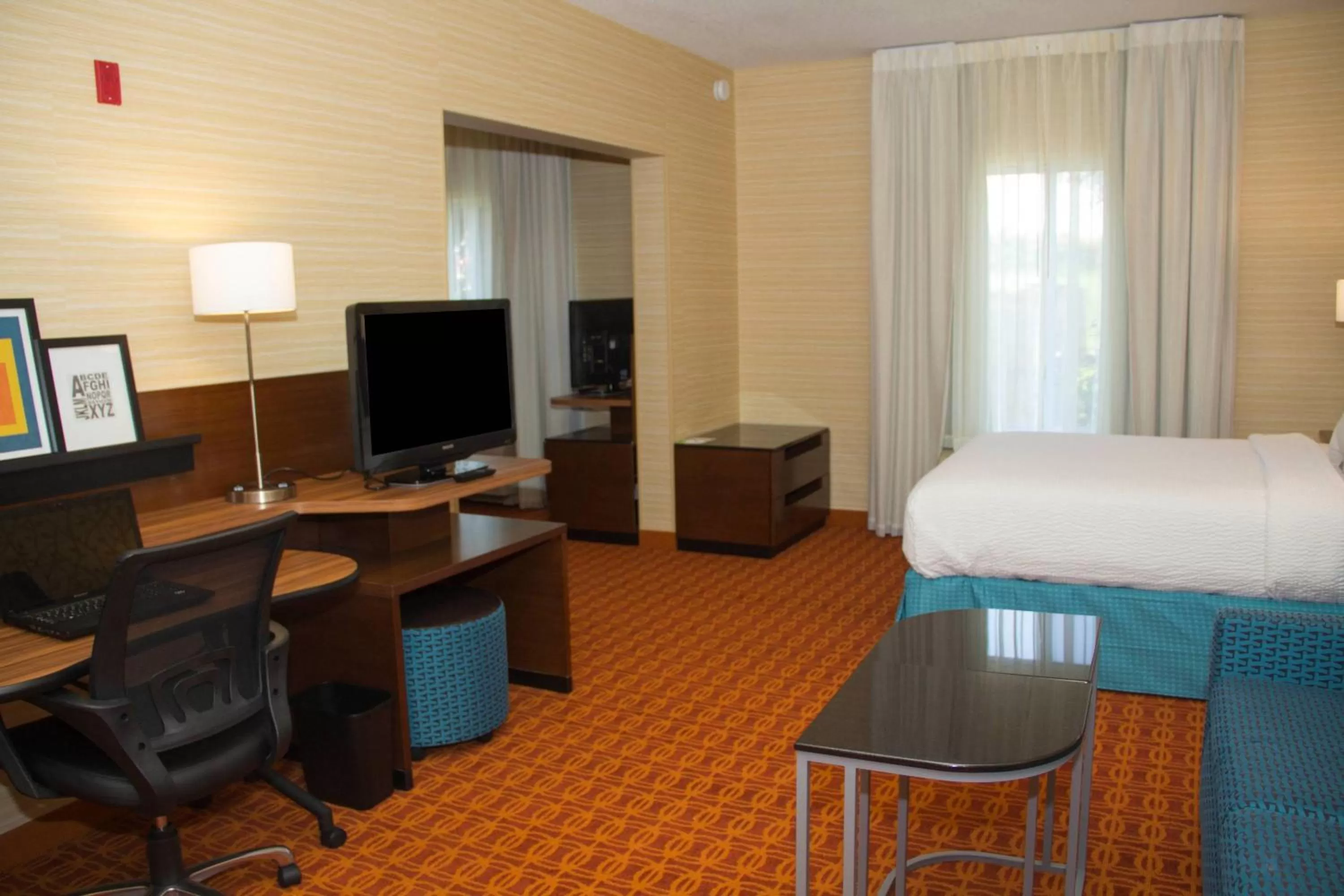 Executive King Room in Peach Tree Inn and Suites