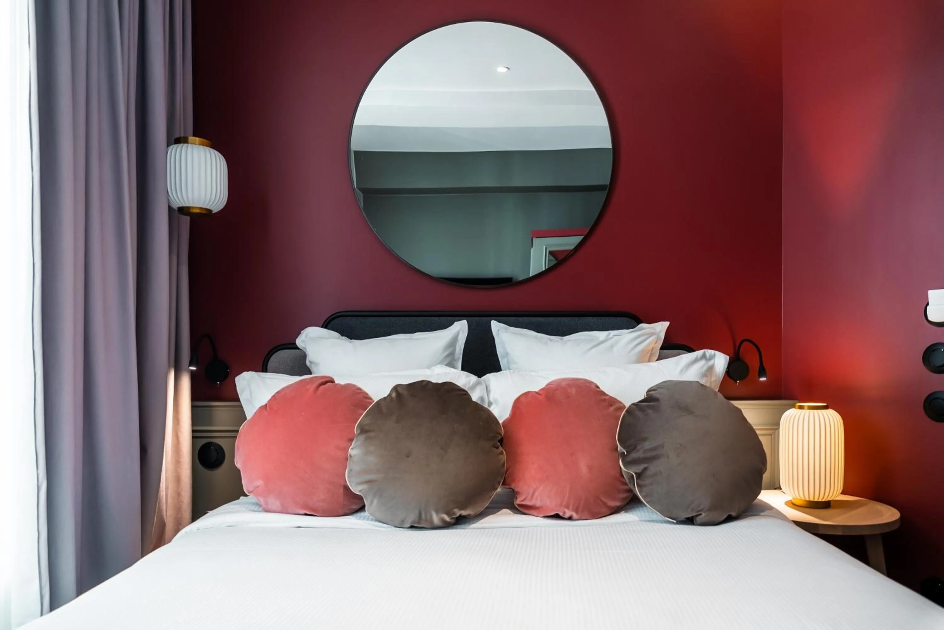 Tiny in La Dépendance