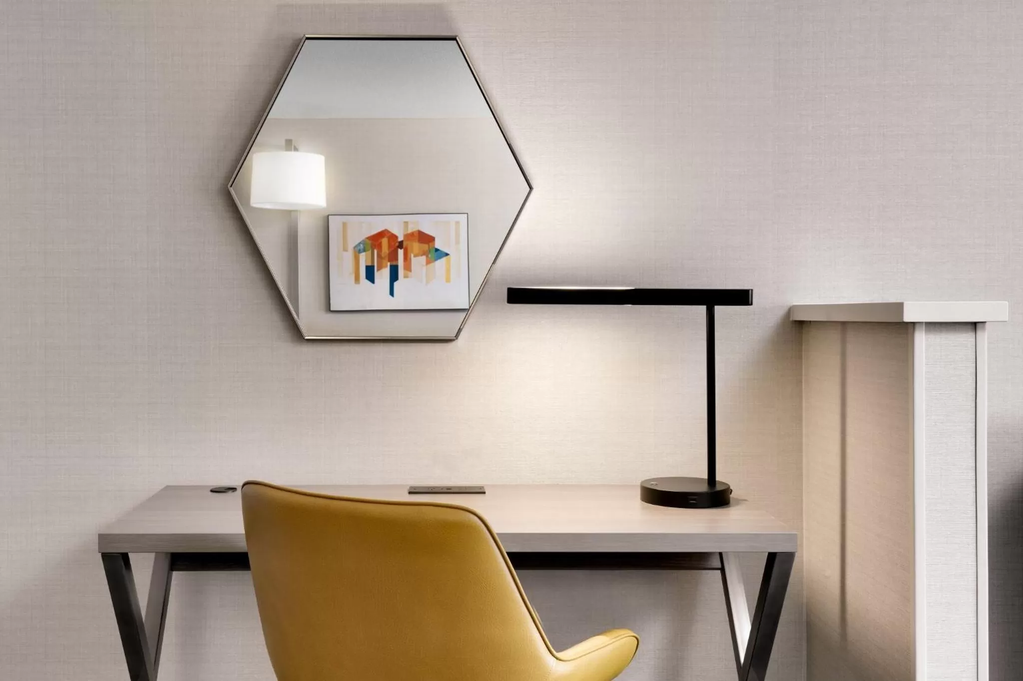 Suite One King Hear Accessible Tub - - Non-Smoking in Holiday Inn Express and Suites Helena, an IHG Hotel