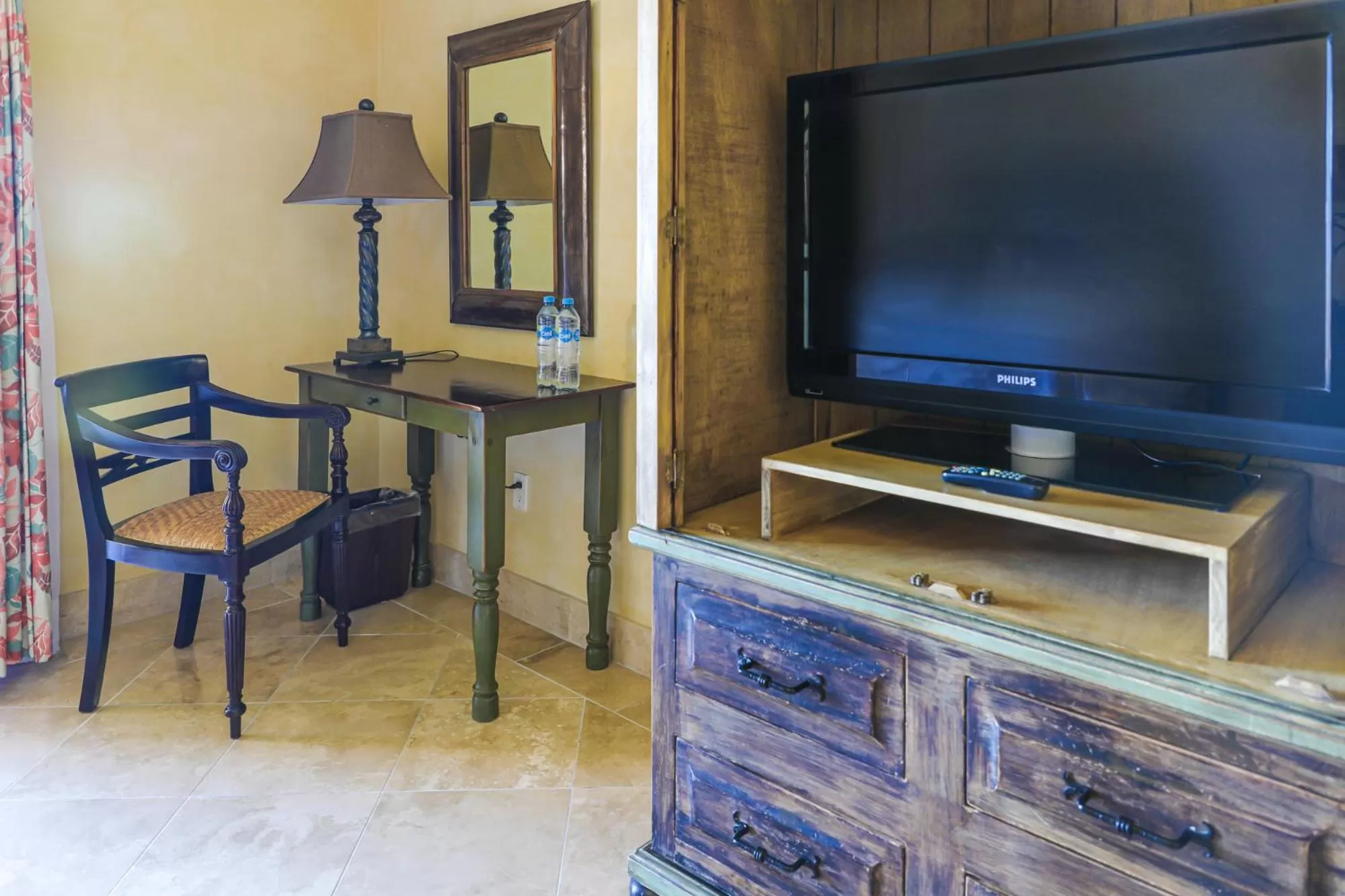 Luxury Suite with Mountain View in La Mision Loreto