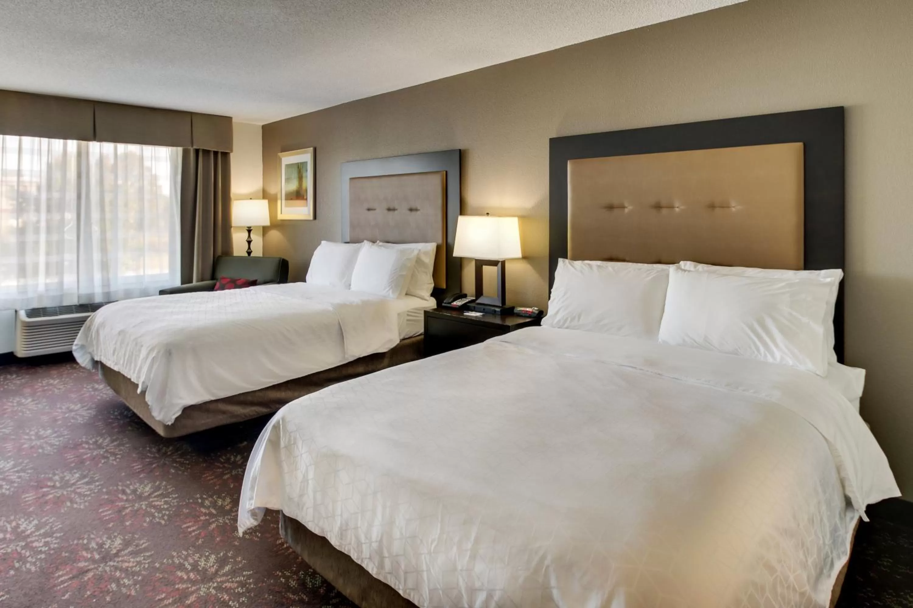 Standard Room with Two Queen Beds in Holiday Inn Express Hotel & Suites Lancaster-Lititz by IHG