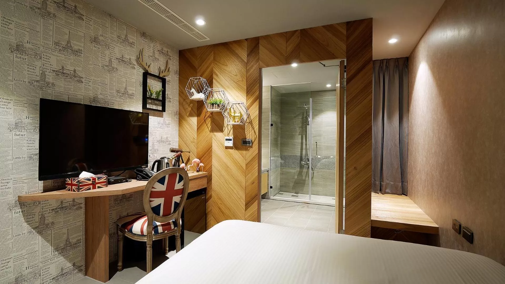 Elegance Double Room in K HOTEL