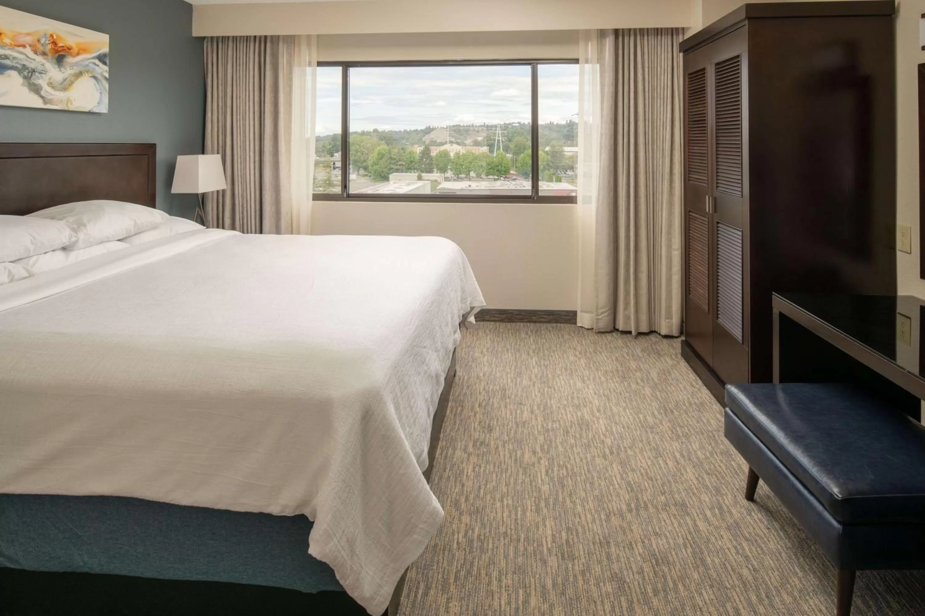 Two-Bedroom Family King Suite with Queen Bed and Sofa Bed in Embassy Suites By Hilton Seattle - Tacoma International Airport
