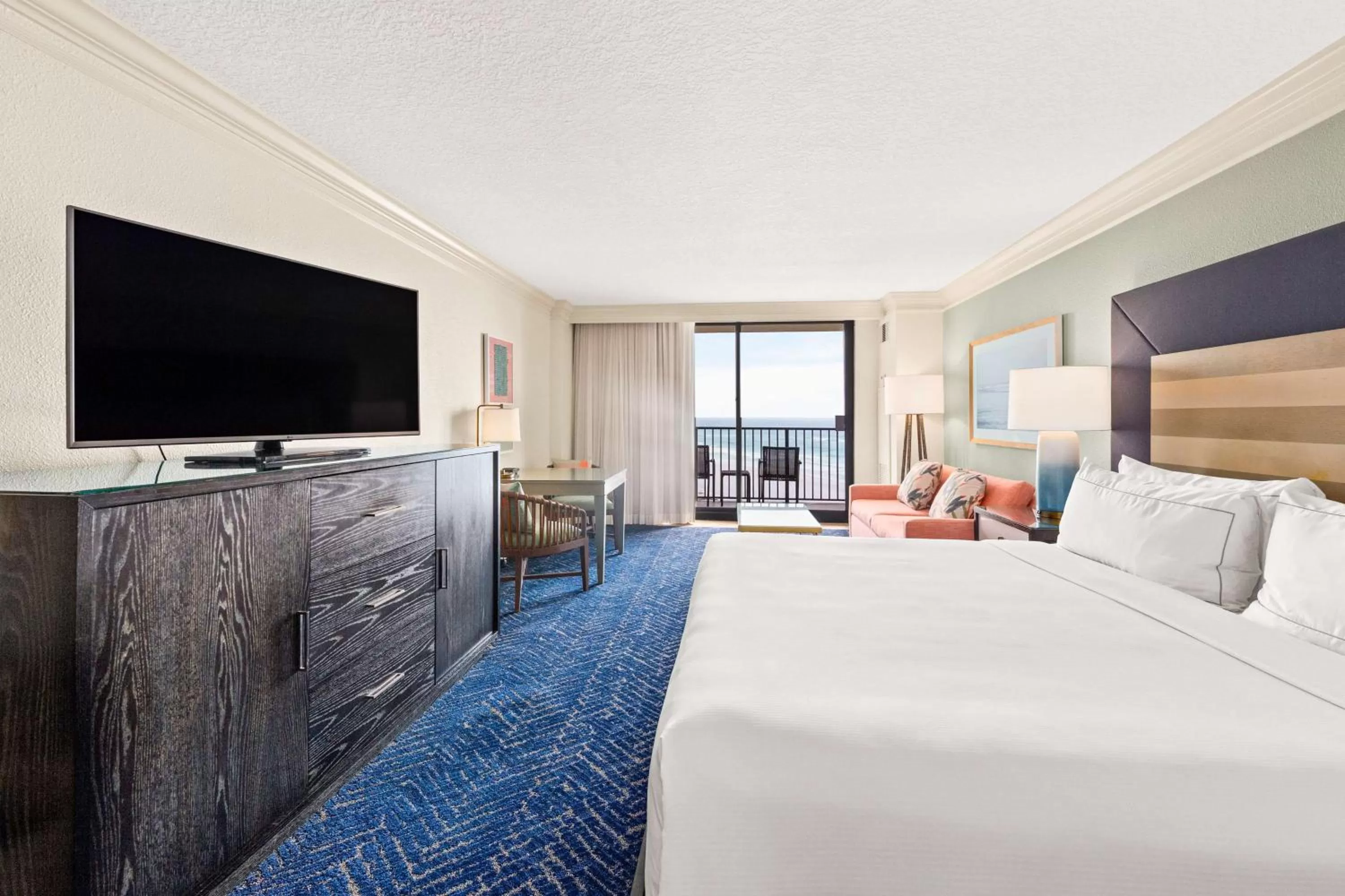 King Room with Sofa Bed and Beach View in Hilton Sandestin Beach Golf Resort & Spa