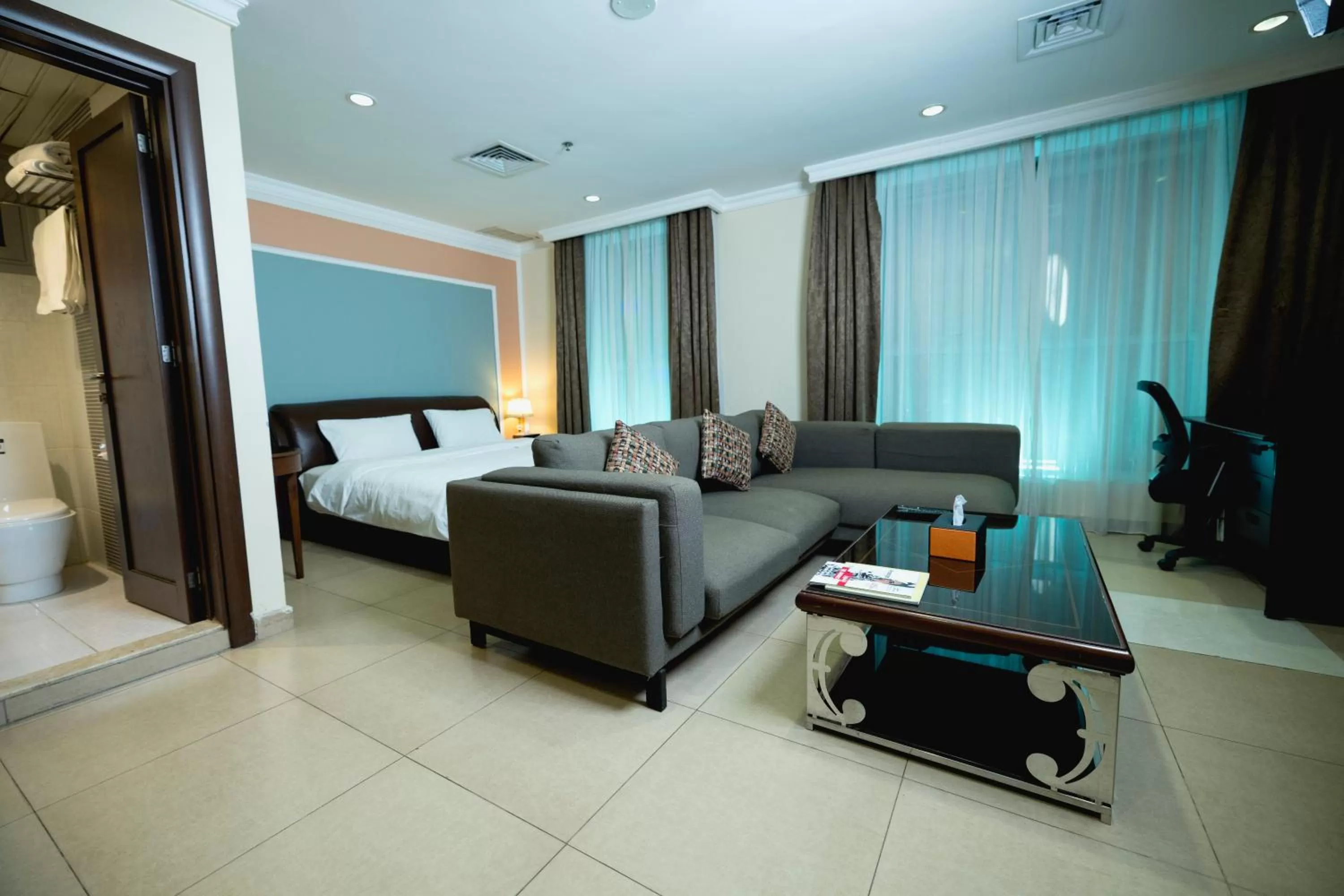 Junior Suite in Laguna Hotel Suites