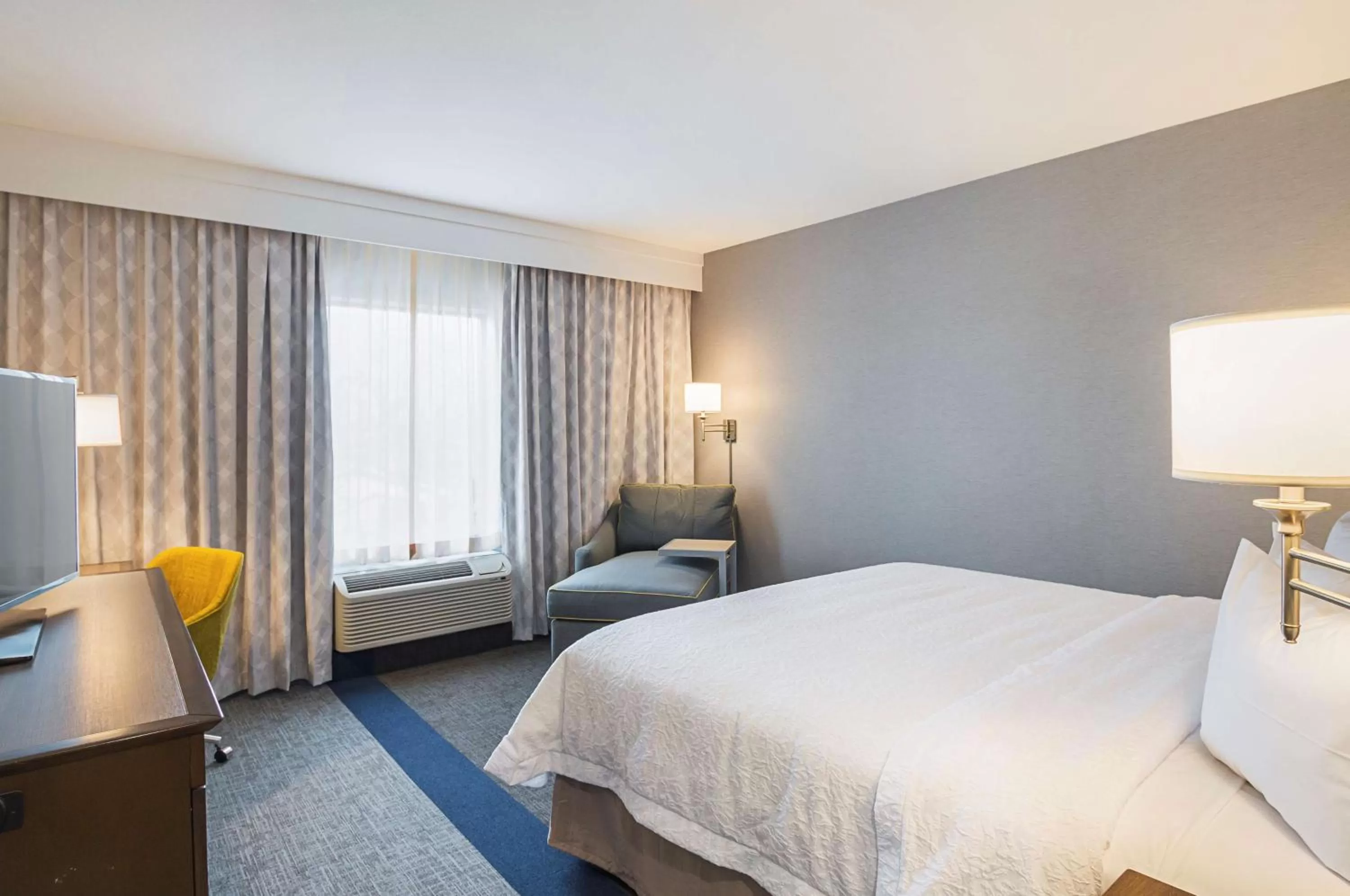 Standard King Room - Non-Smoking  in Hampton Inn & Suites Colleyville DFW Airport West