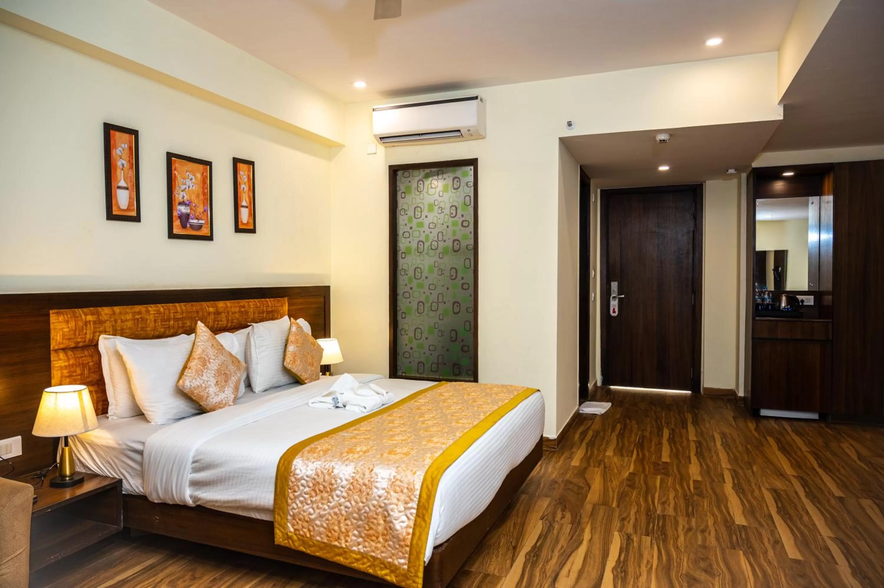 Junior Suite - single occupancy in BELLS BEACH RESORT , A Unit of Resort De Balneaire