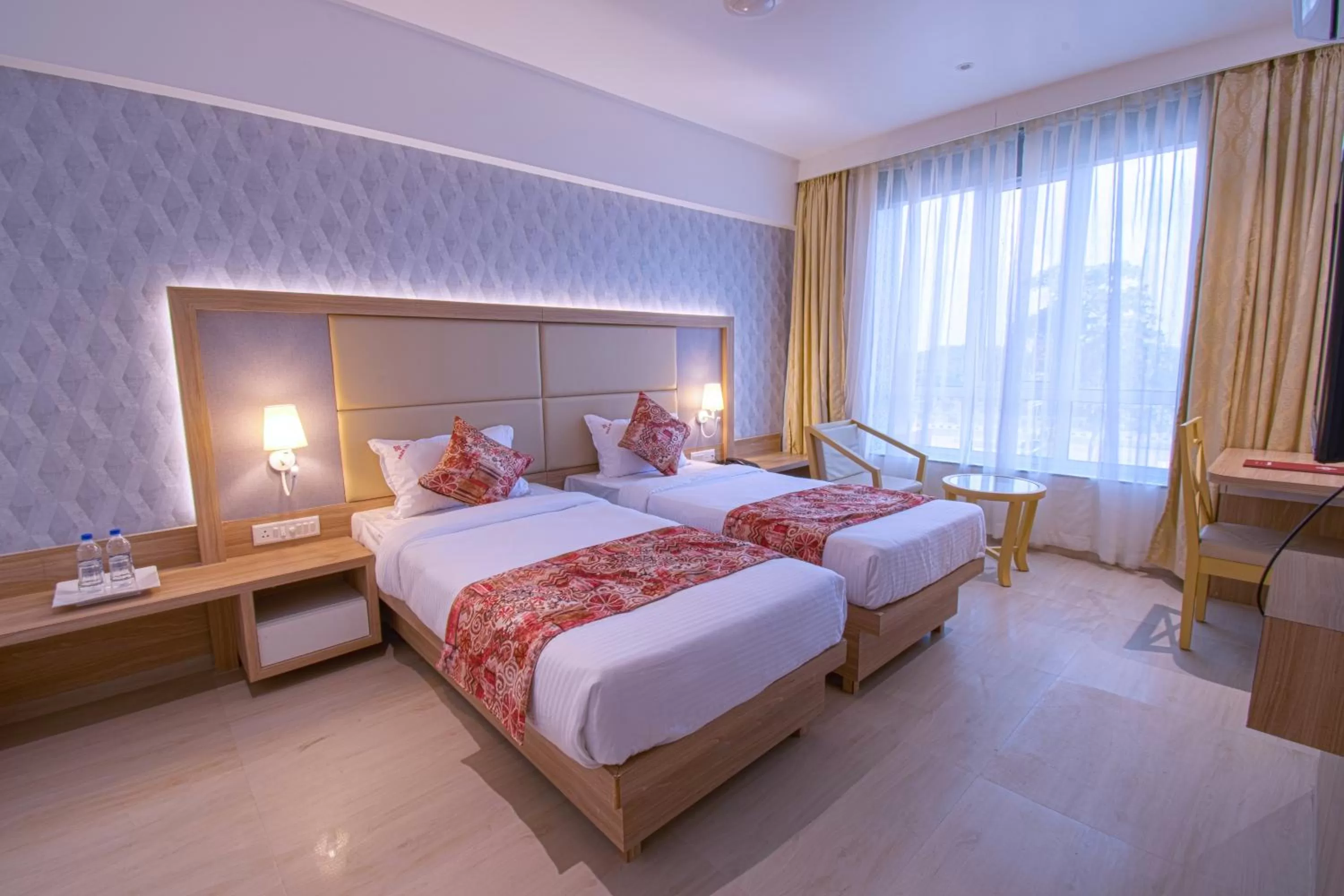 Deluxe Twin Room in Hotel Park Tree, NEAR 5 STAR MIDC, KANERIWADI, NH4 GOA HIGHWAY KOLHAPUR