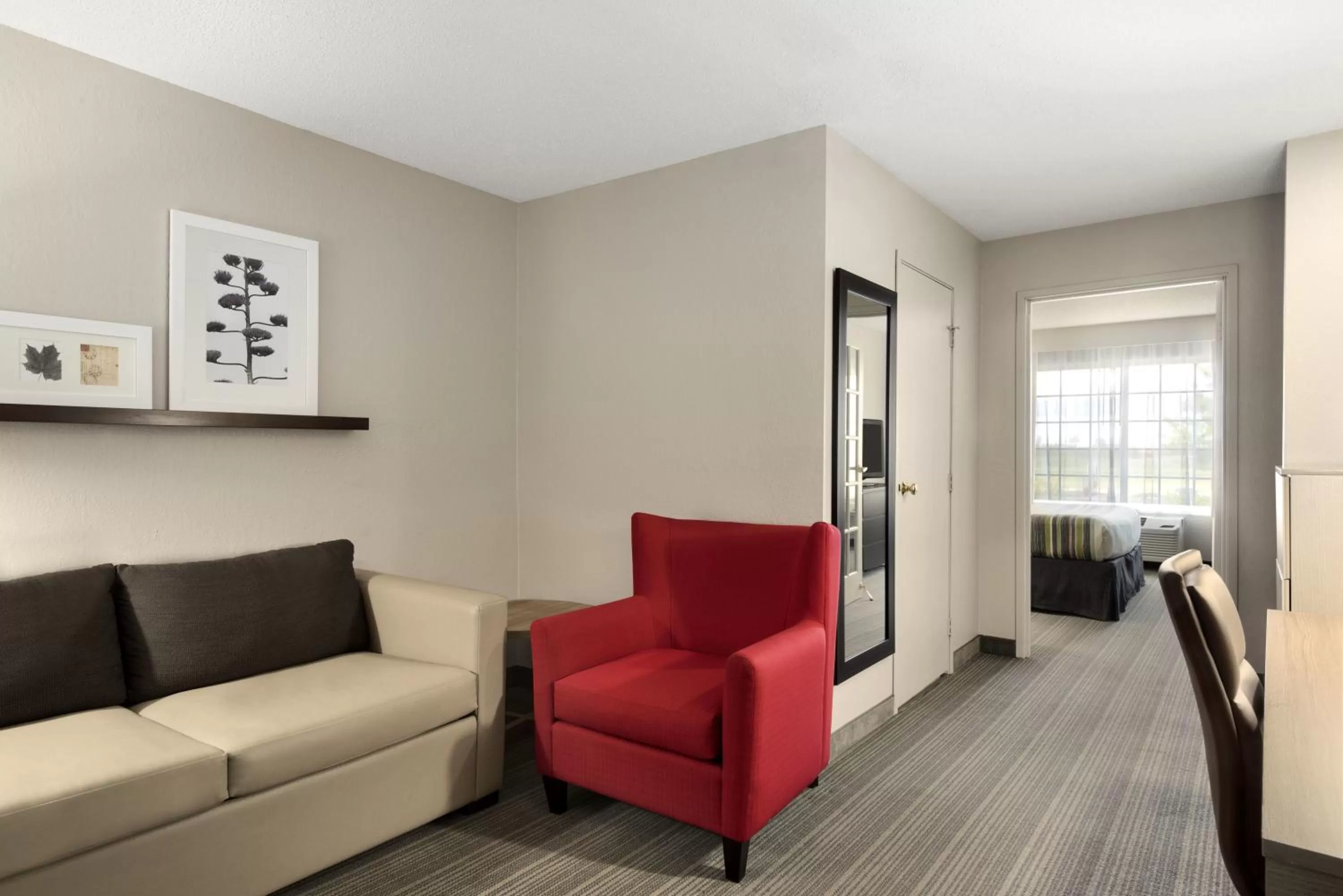 King Suite with Sofa Bed - Non-Smoking in Country Inn & Suites by Radisson, Romeoville - Bolingbrook