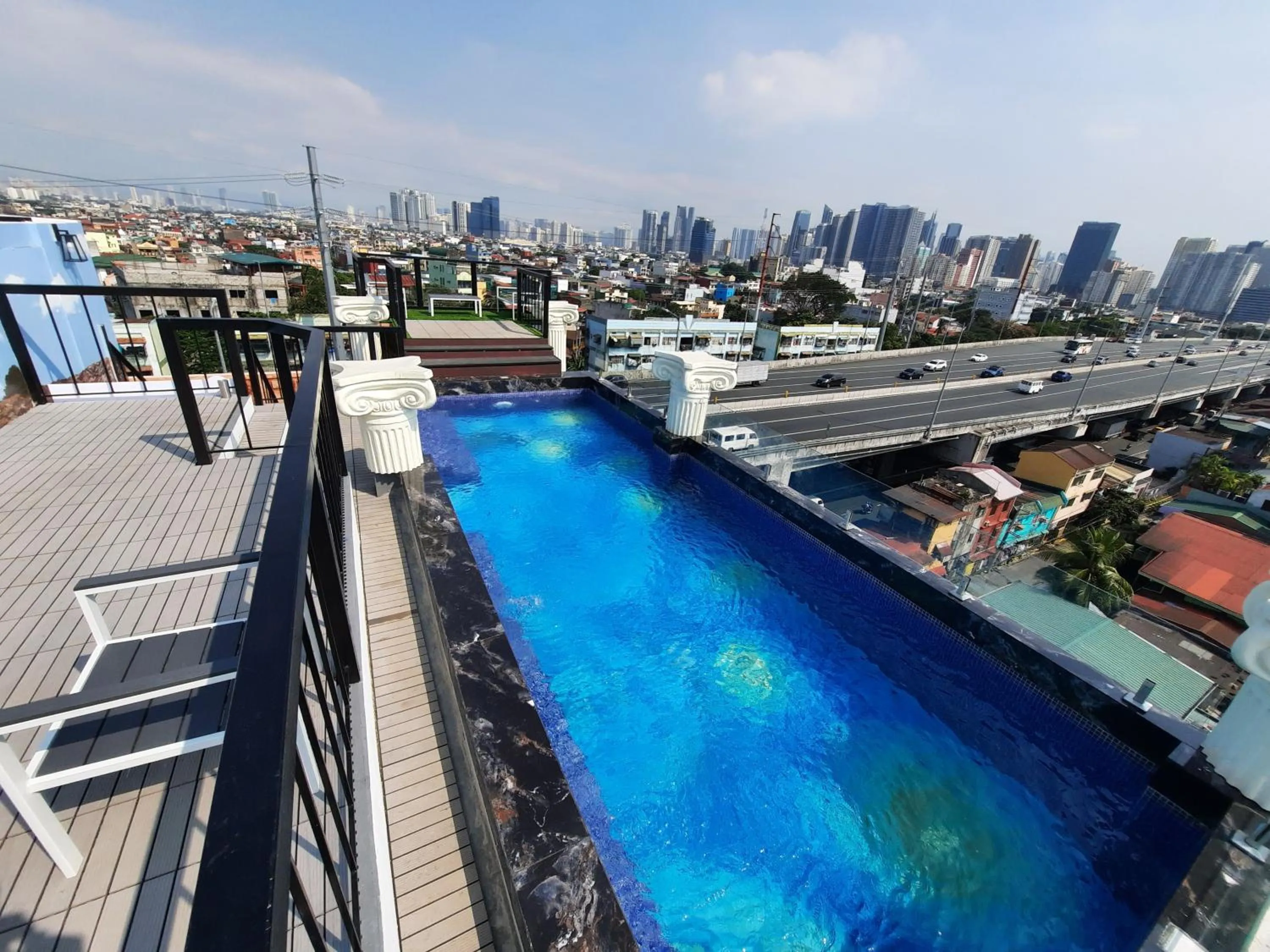 Swimming pool in Heroes Hotel