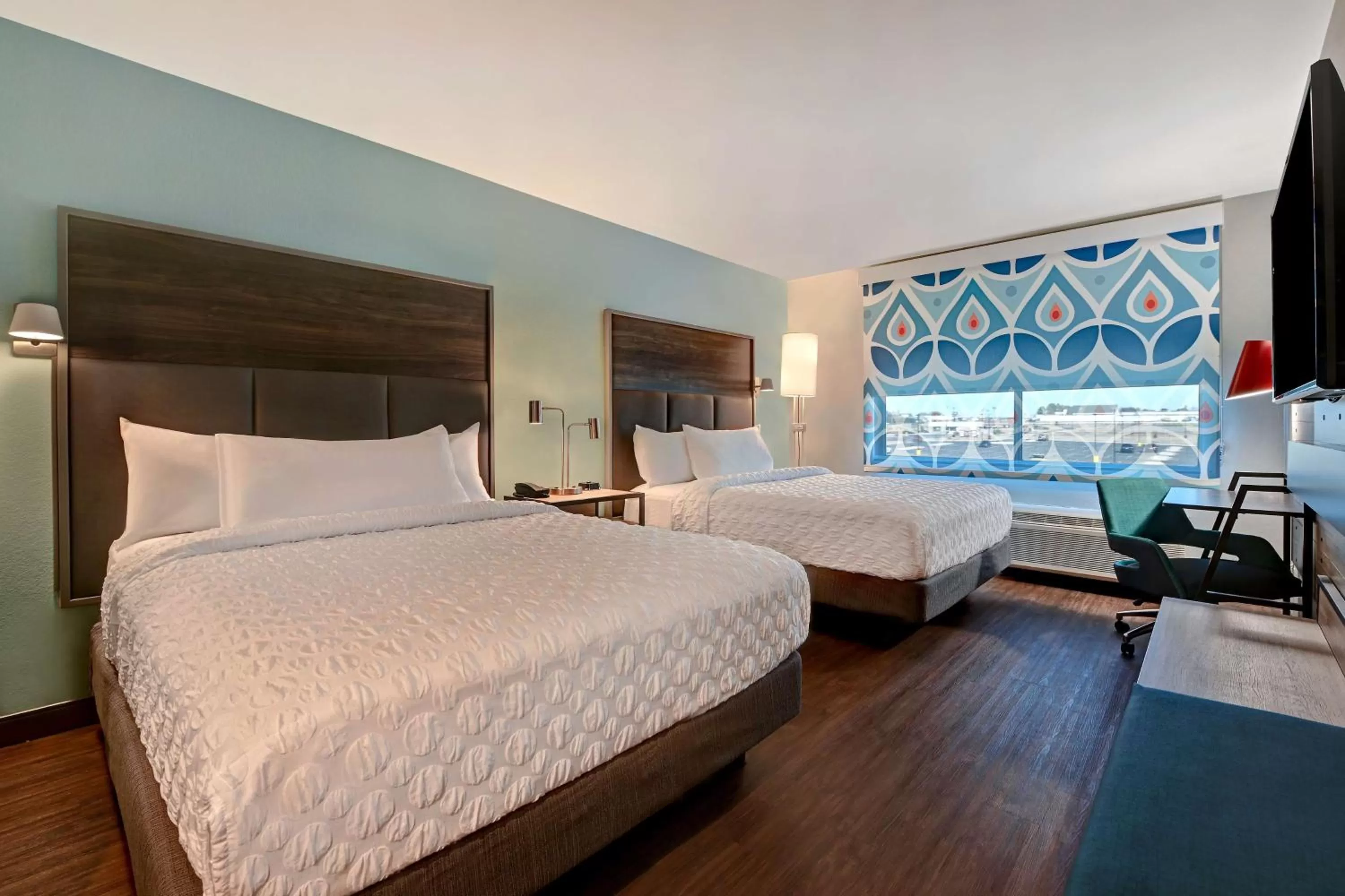 Queen Room with Two Queen Beds in Tru By Hilton Tahlequah, Ok