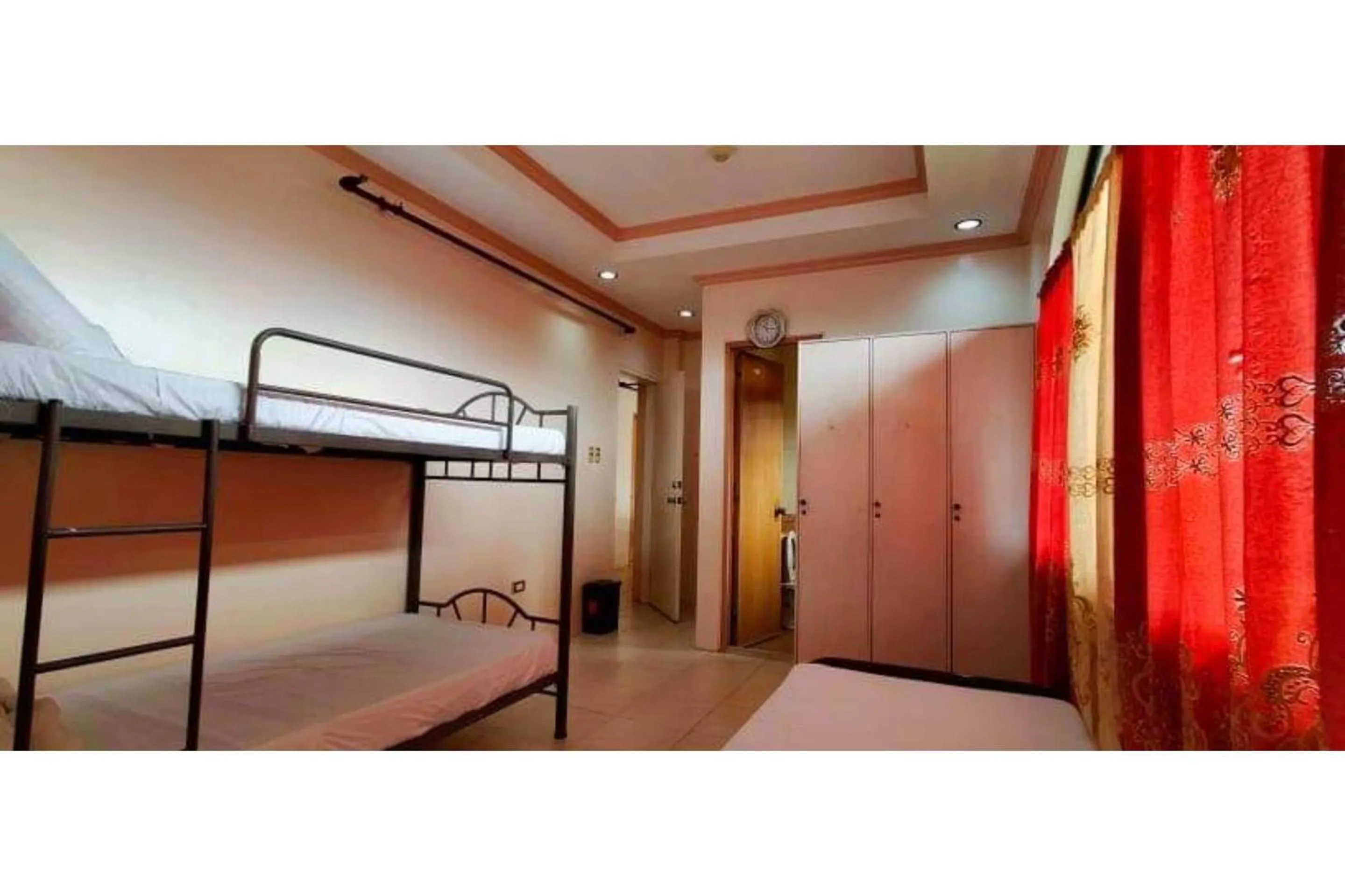 Mixed Dormitory Room in OYO 799 Ddd Habitat Iloilo