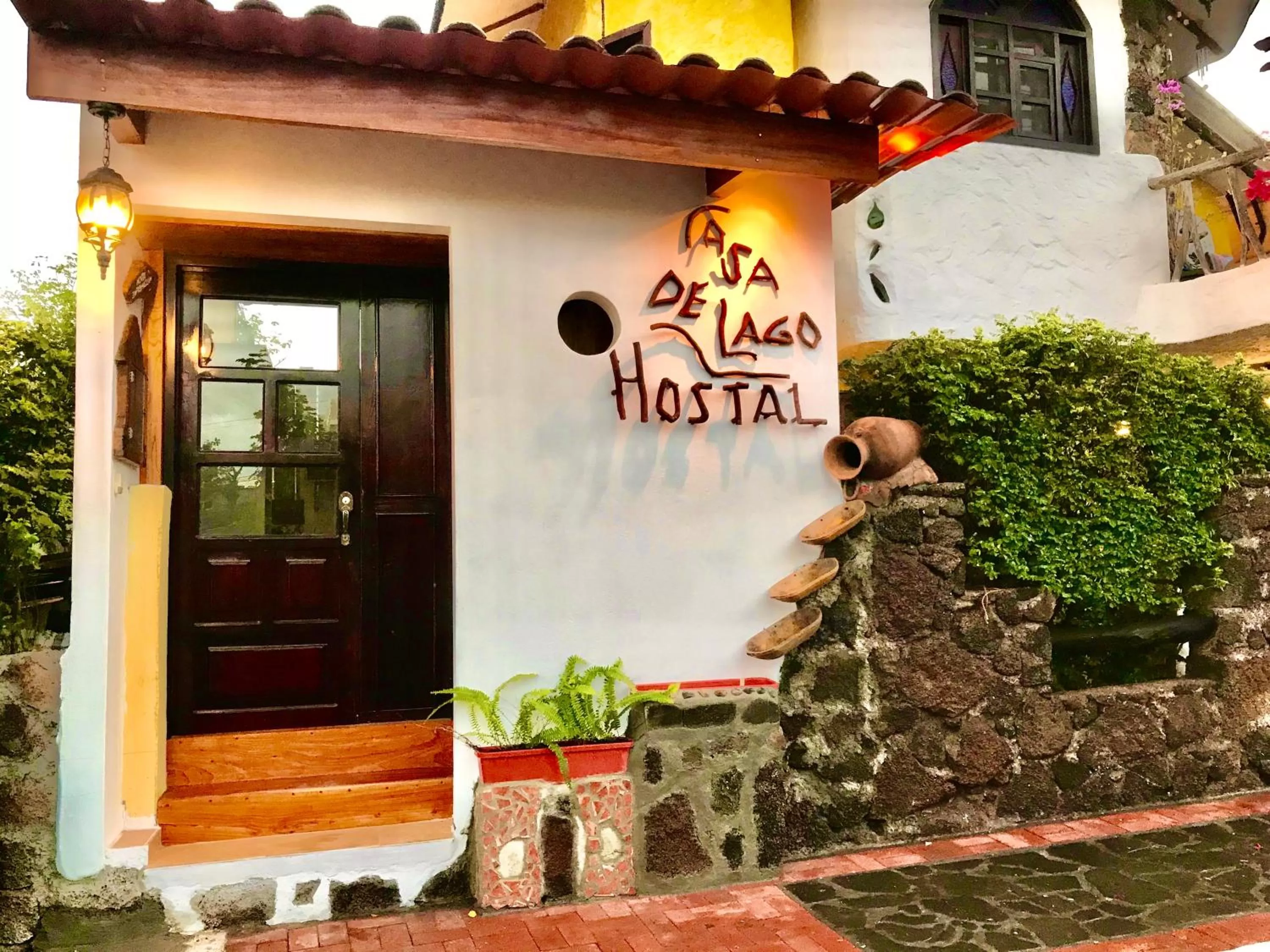 Casa del Lago Lodging House