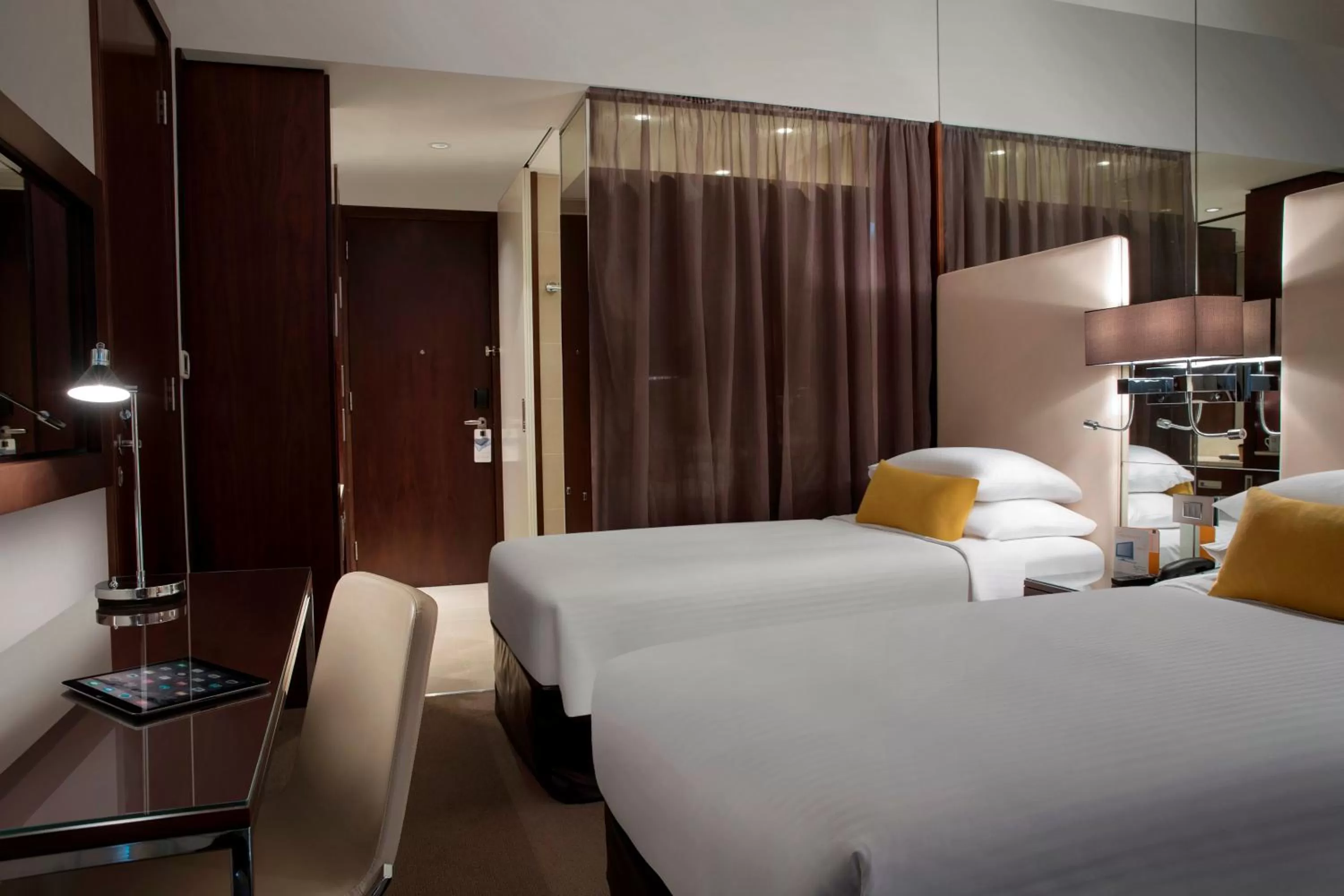 High Floor Centro Room  - Twin Bed in Centro Capital Centre By Rotana