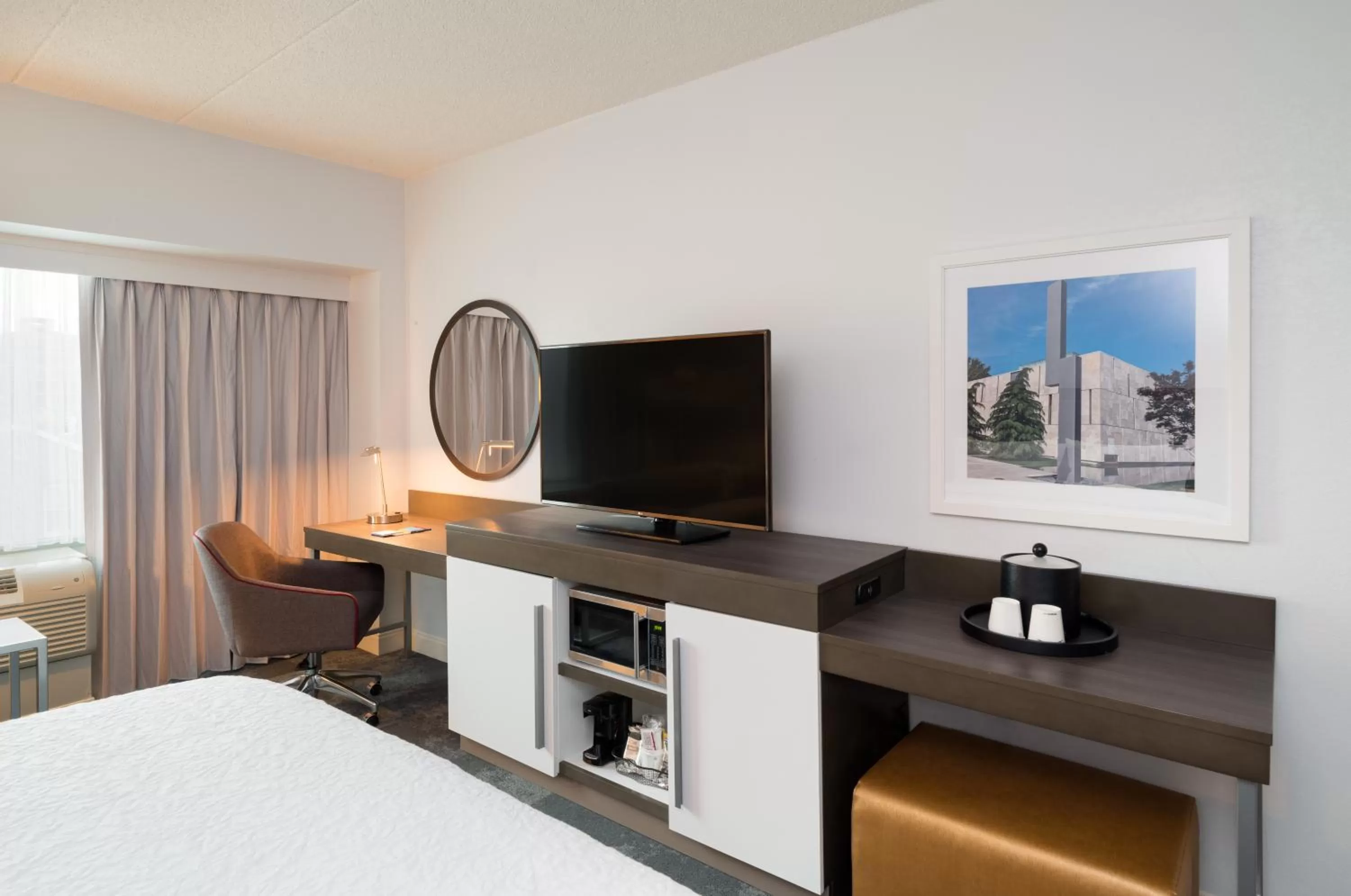 King Room with King Bed - Non-Smoking in Hampton Inn Philadelphia Center City-Convention Center