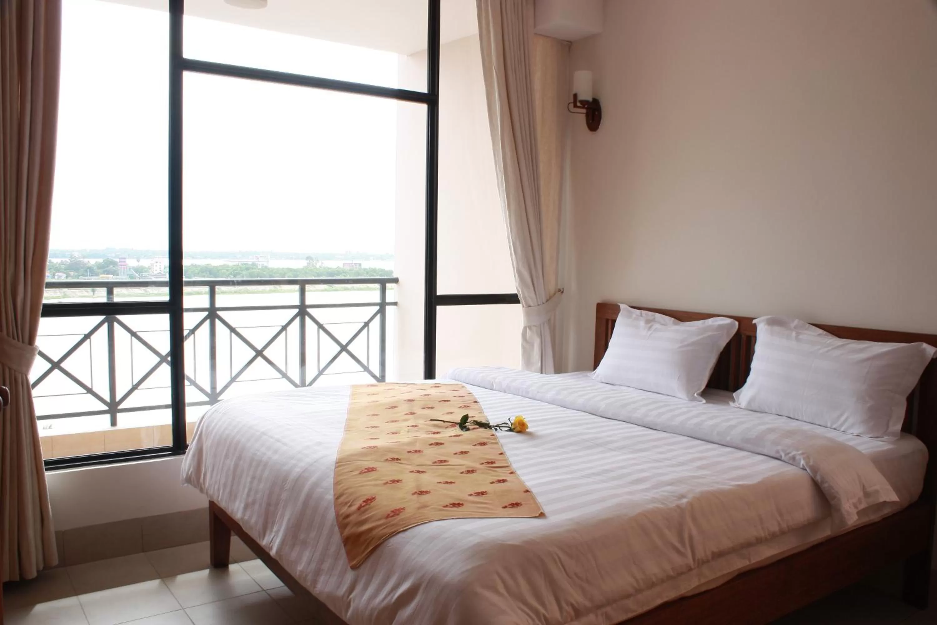 Two-Bedroom Apartment with Balcony in Lux Riverside Hotel & Apartment