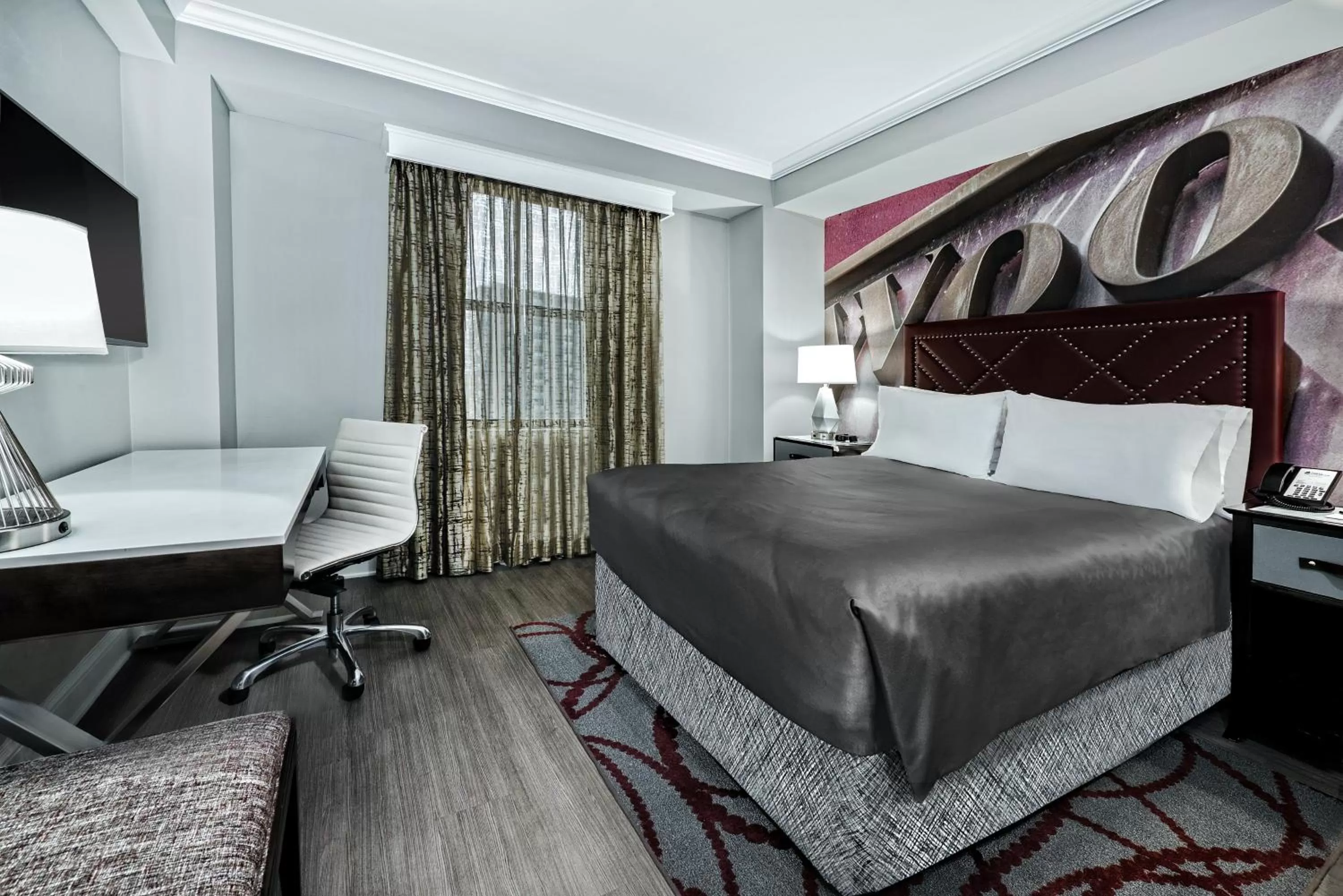 Standard Queen Room in Hotel Indigo Dallas Downtown by IHG