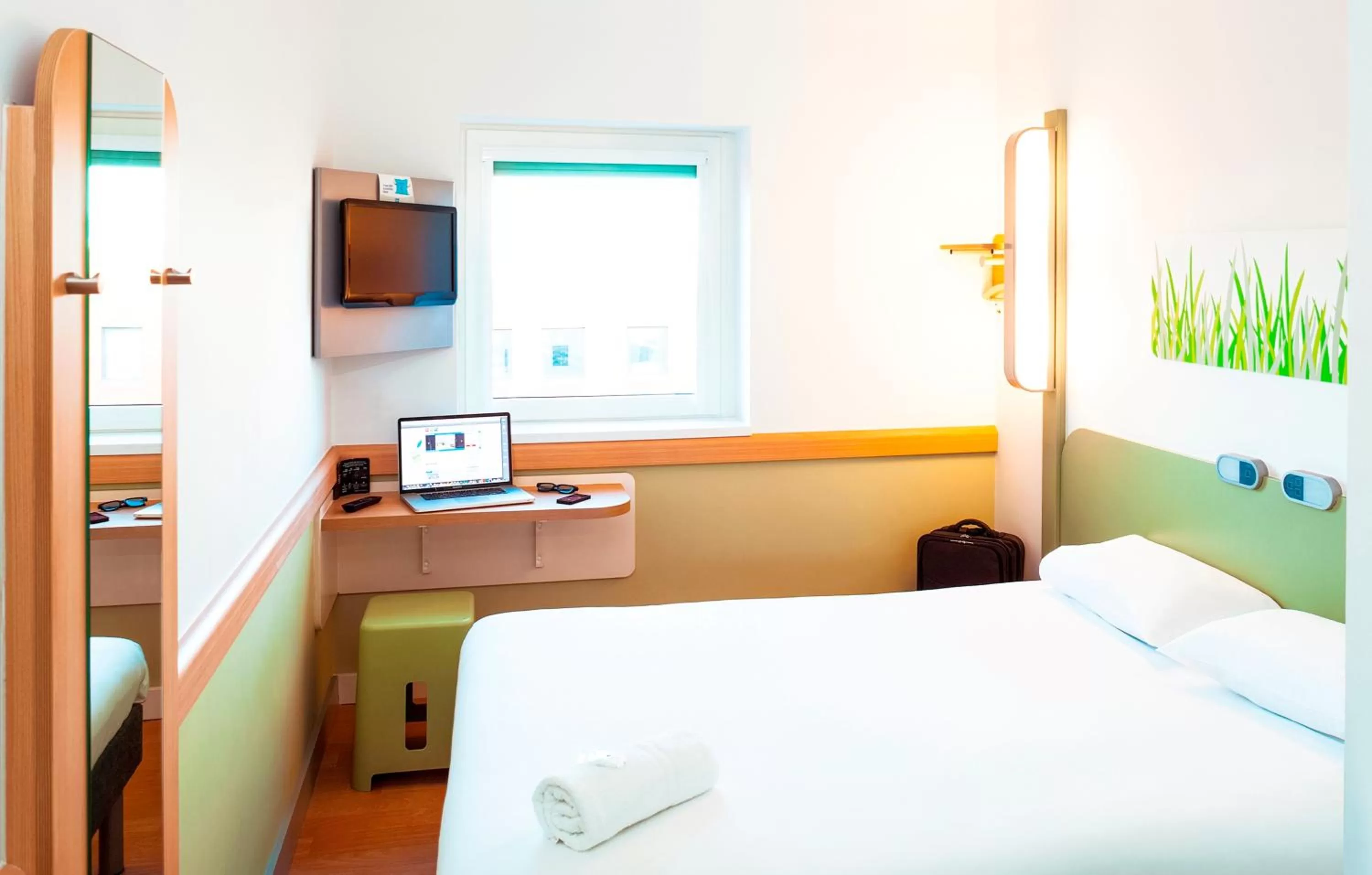 Bed in ibis budget Cardiff Centre