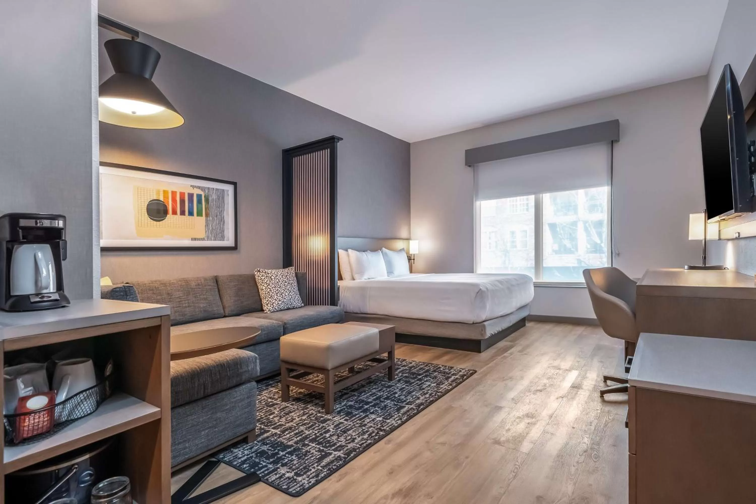 King Room with Sofa Bed in Hyatt Place Gainesville Downtown