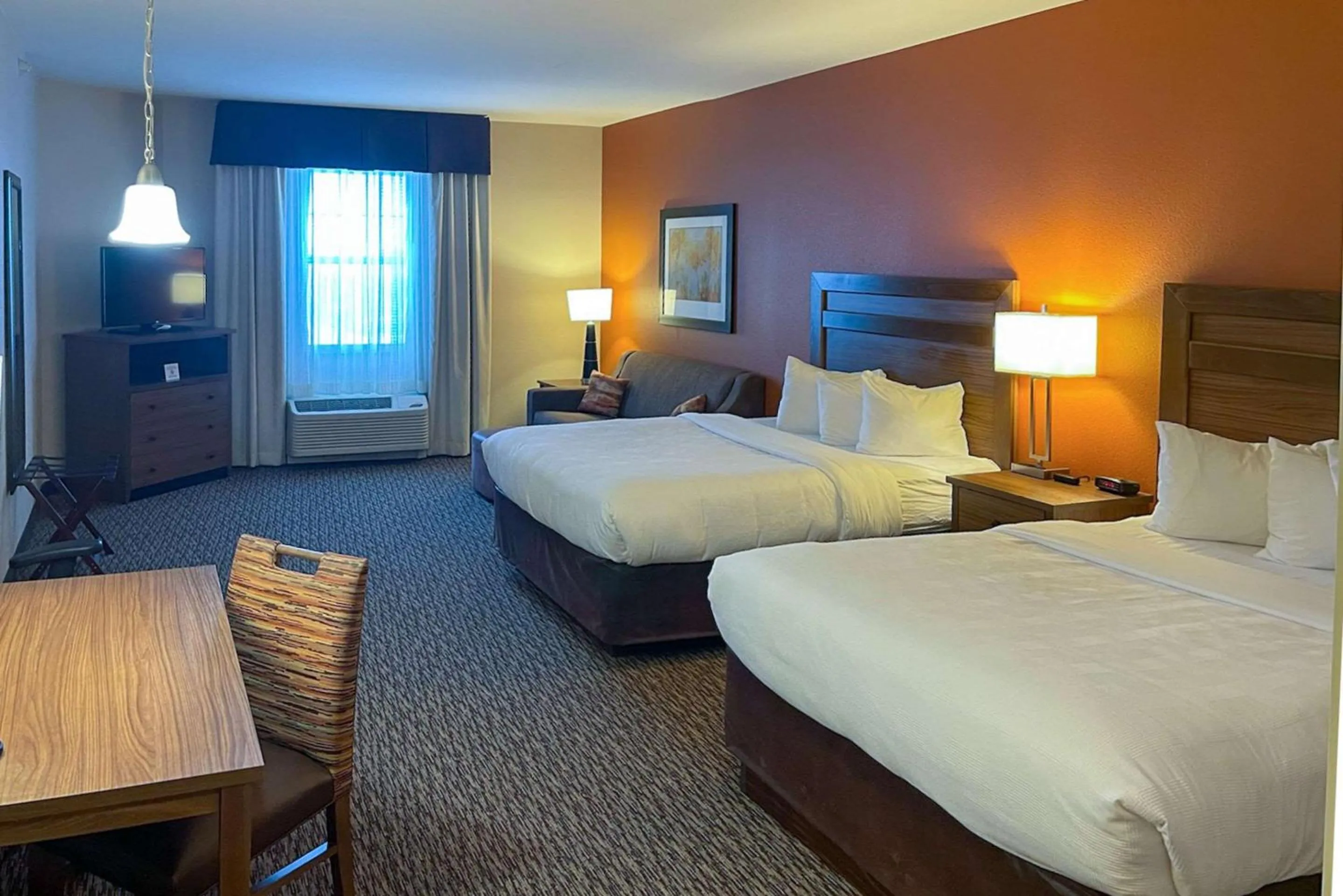 Queen Suite with Two Queen Beds - Disability Access in MainStay Suites Watford City - Event Center