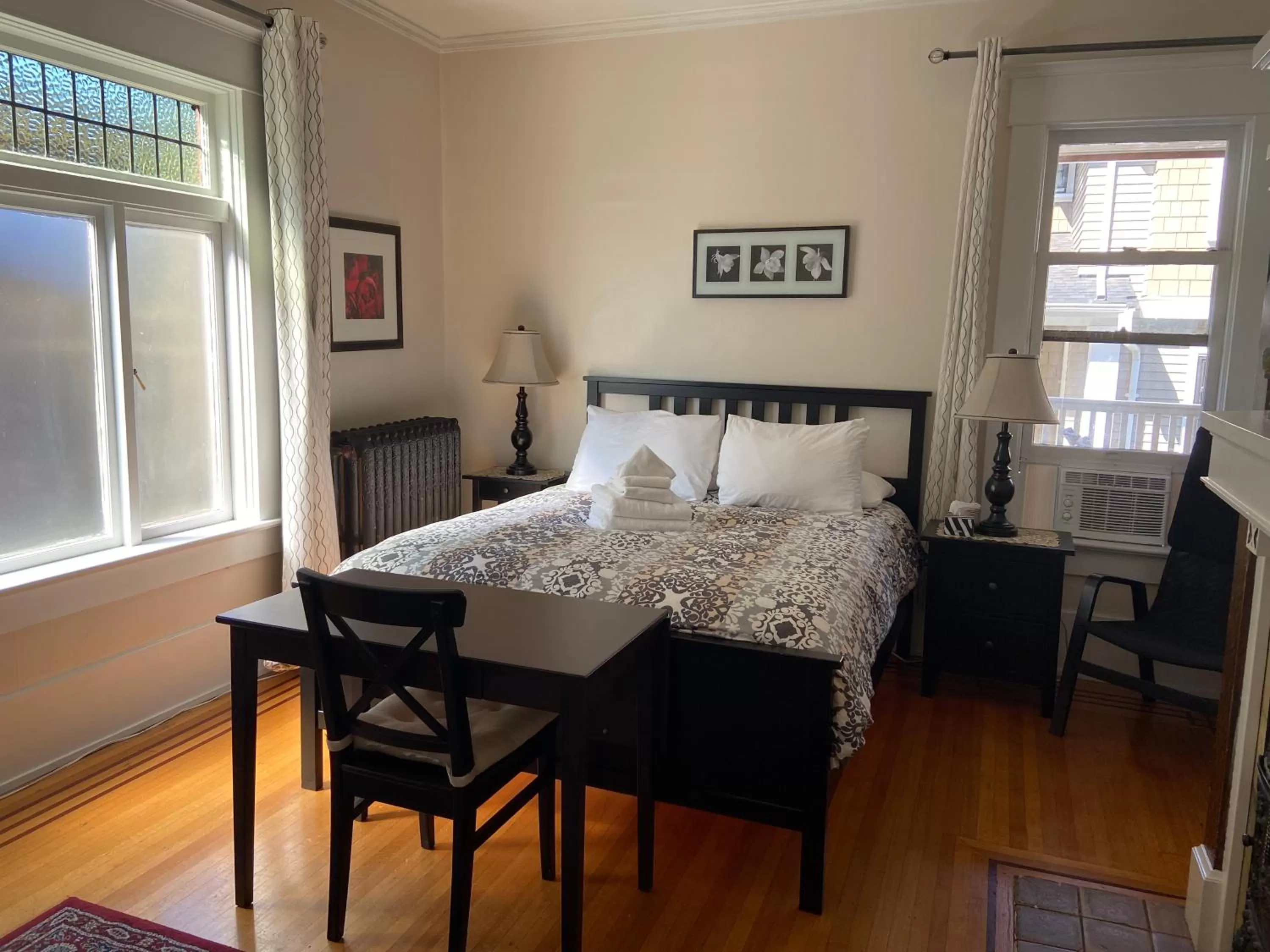 Luxury Double Room in Windsor Guest House