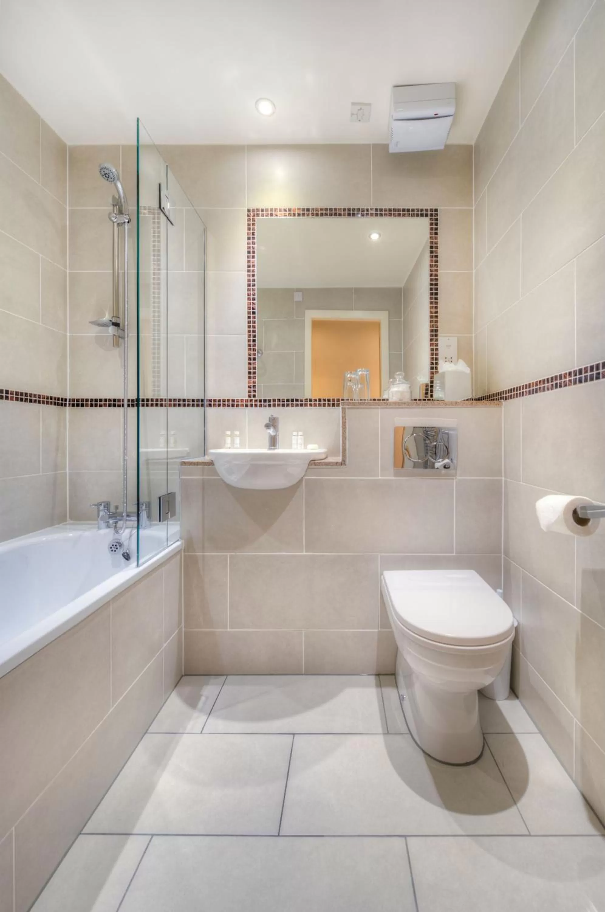 Two-Bedroom Apartment in Holyrood Aparthotel