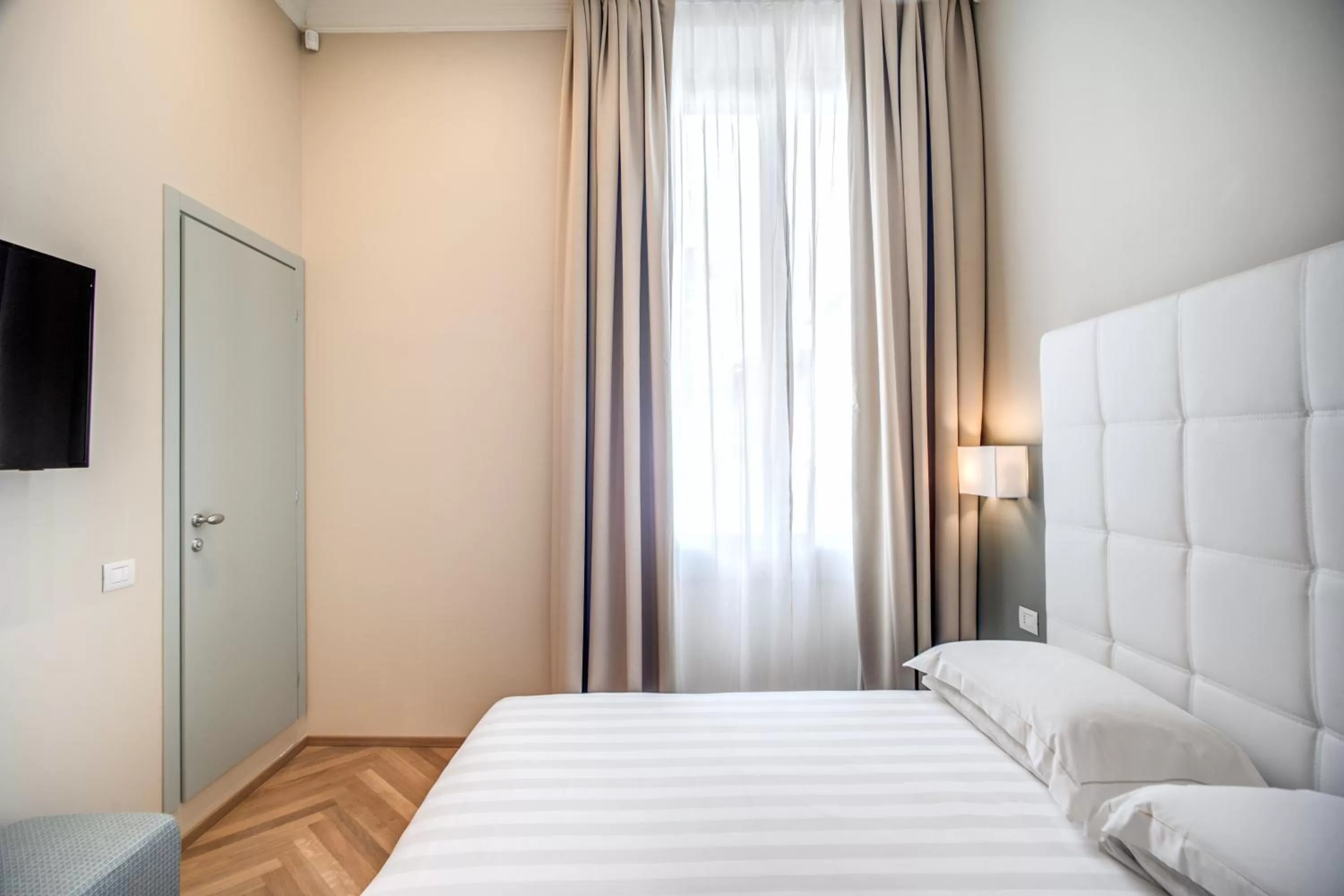 Economy Double Room in Hotel Ariele