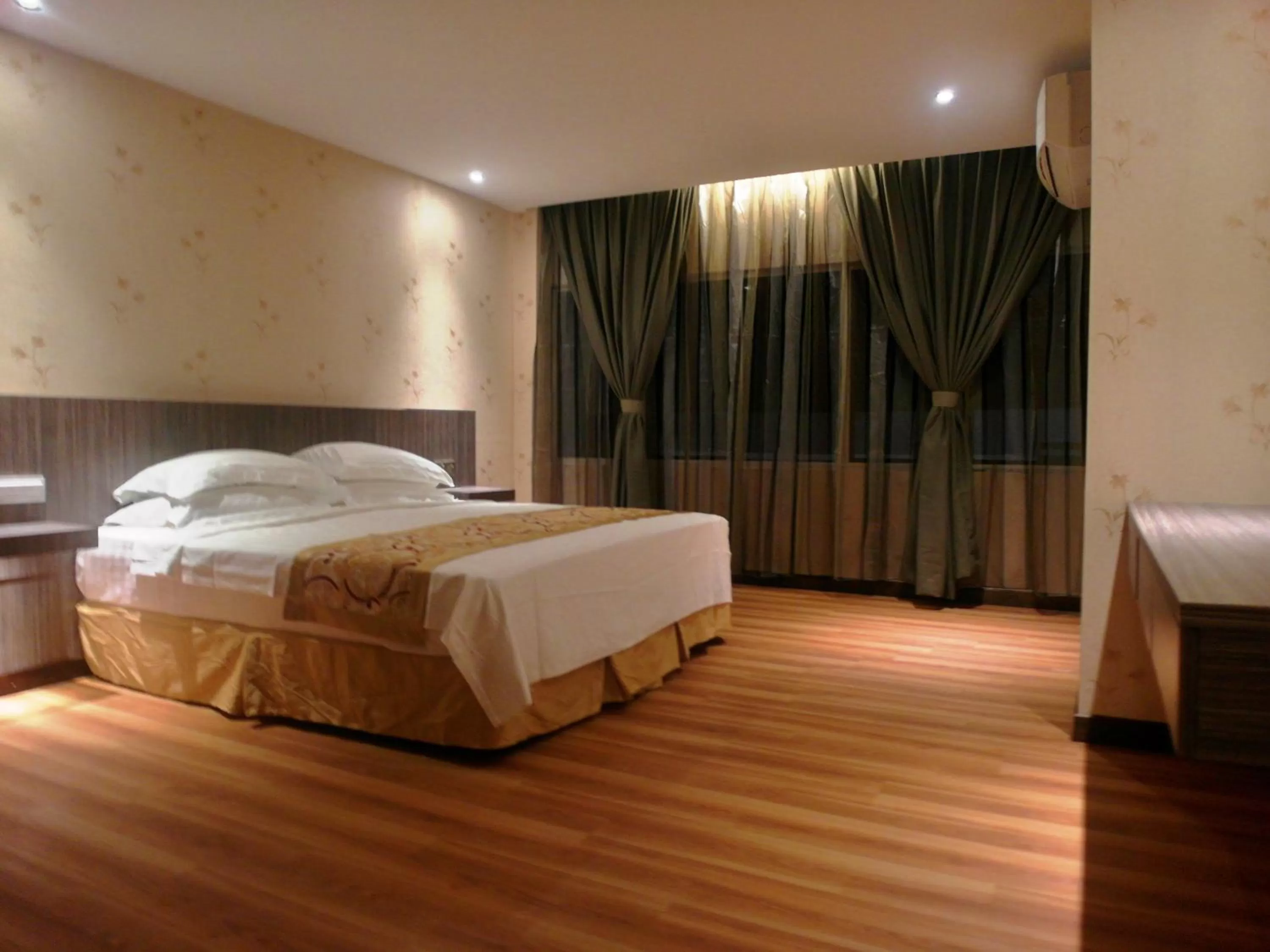 Junior Suite in Mandarin Hotel Kota Kinabalu