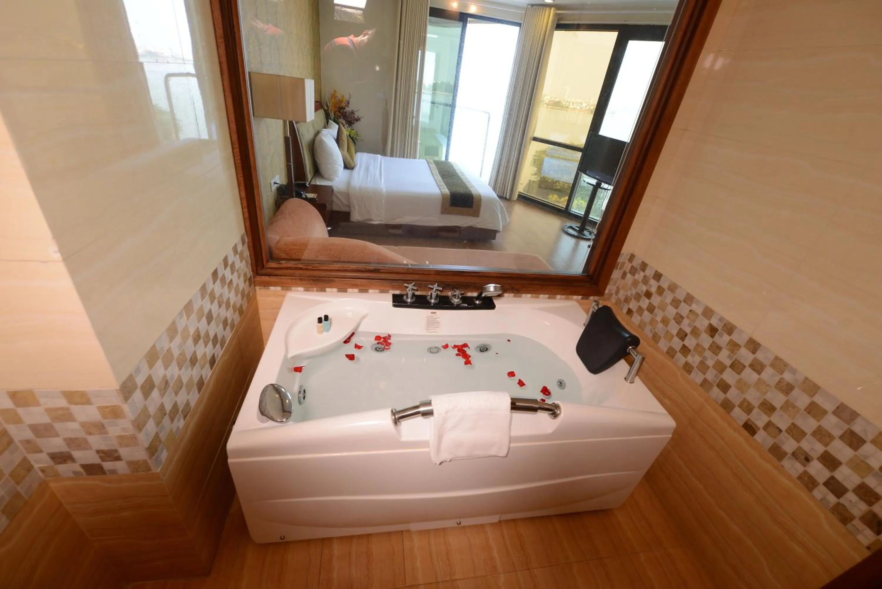 Suite in Sunset Westlake Hanoi Hotel